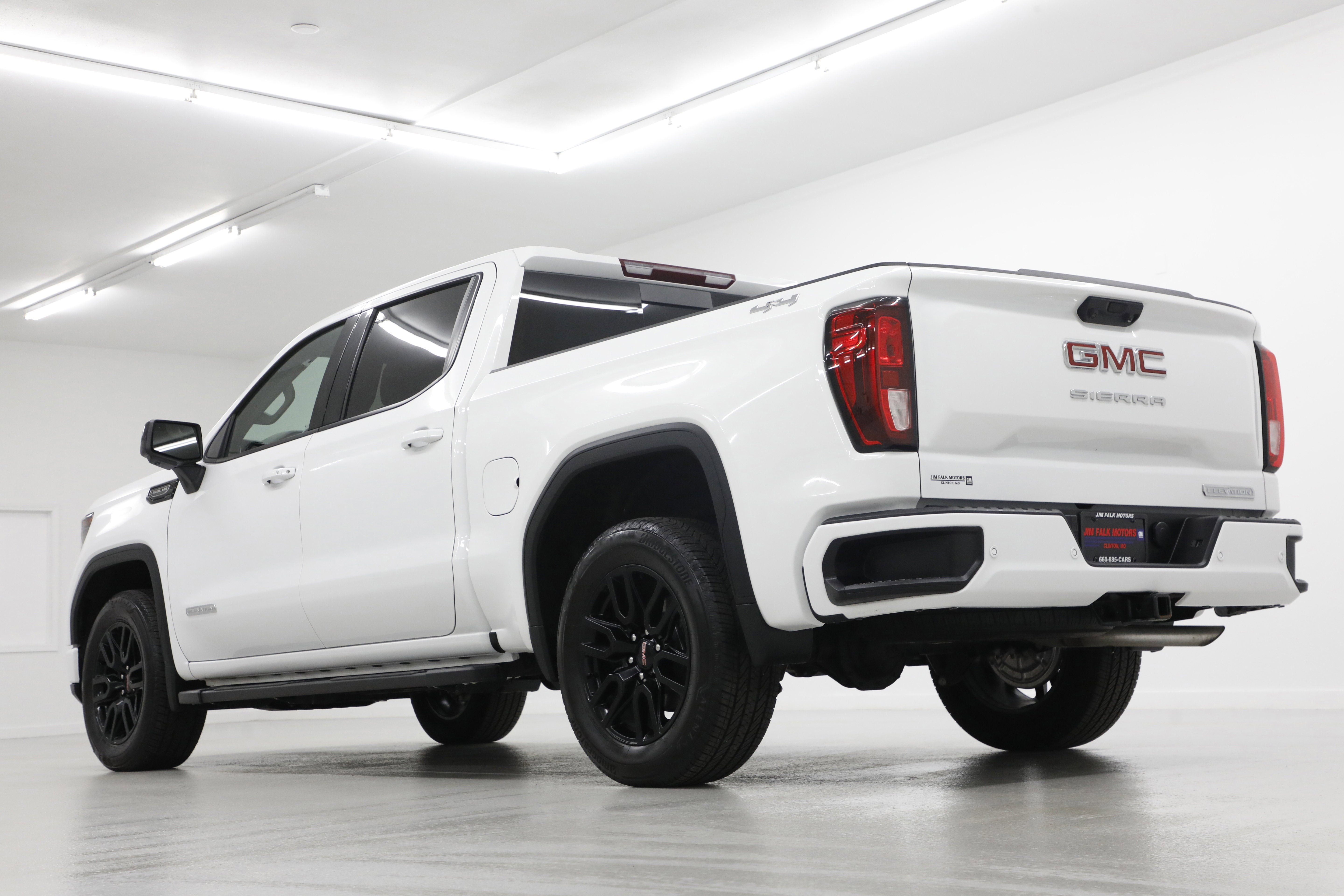 2025 GMC Sierra 1500 Elevation