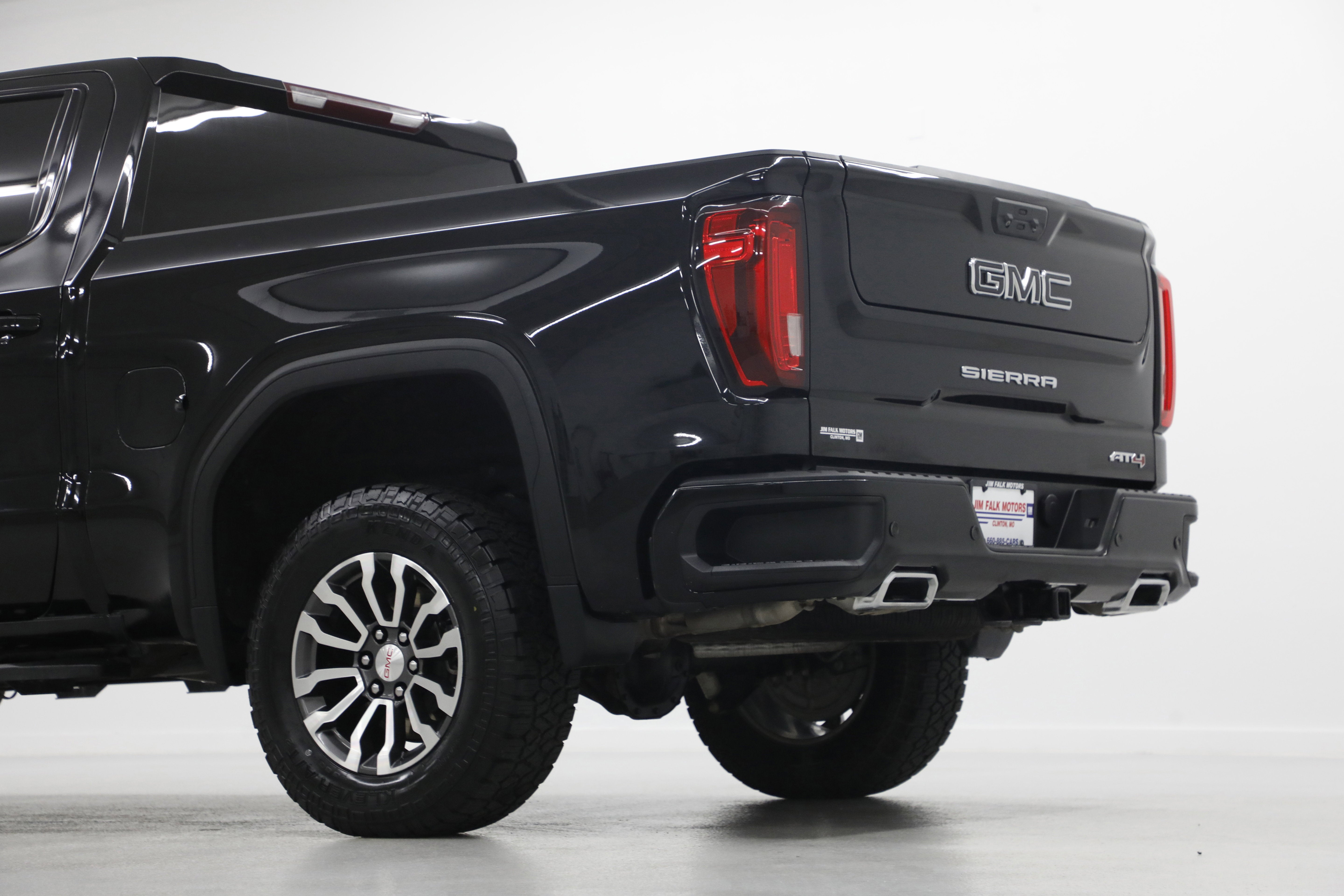 2023 GMC Sierra 1500 AT4