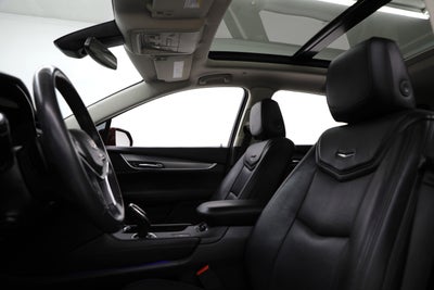 2017 Cadillac XT5 Luxury FWD