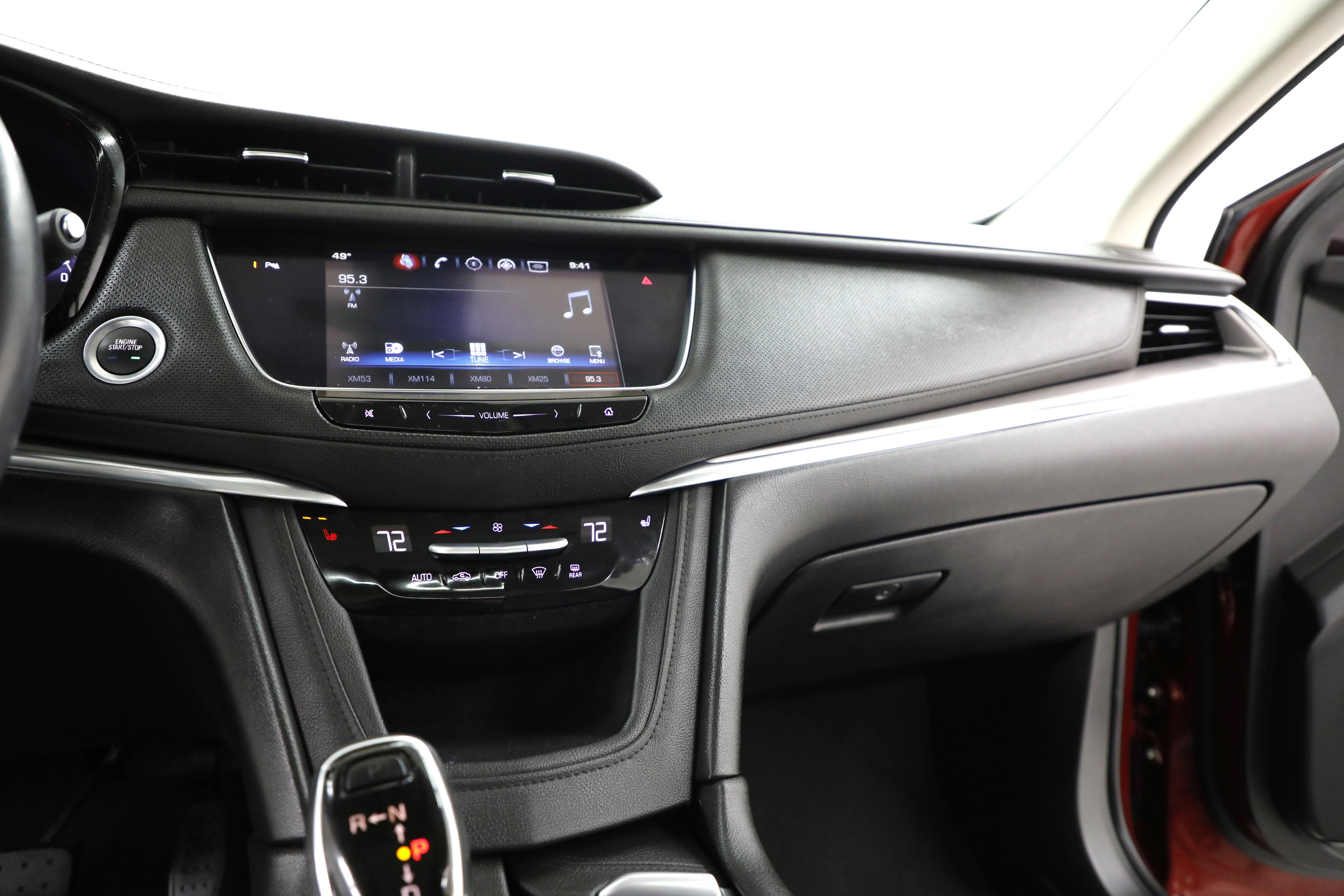 2017 Cadillac XT5 Luxury FWD