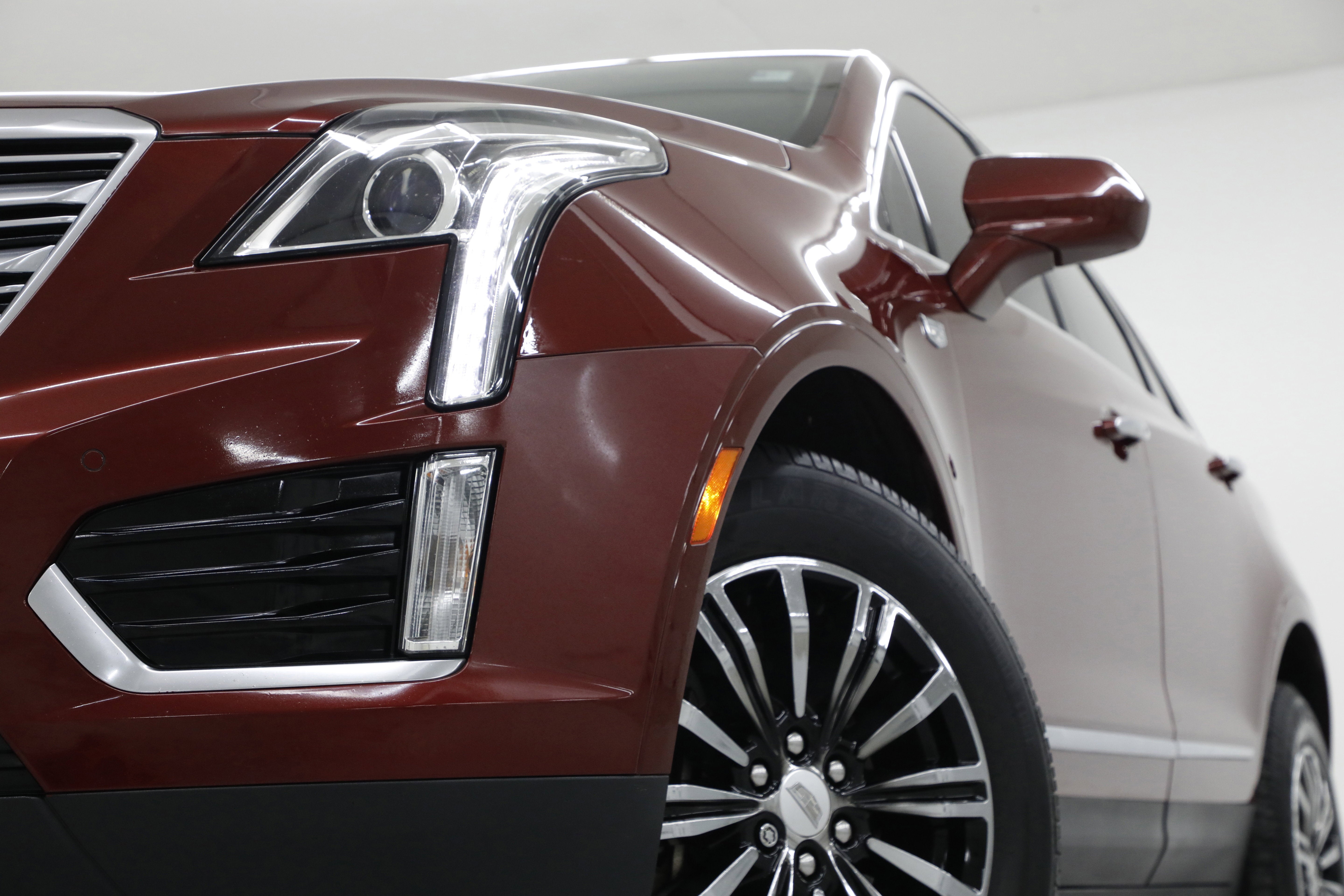 2017 Cadillac XT5 Luxury FWD