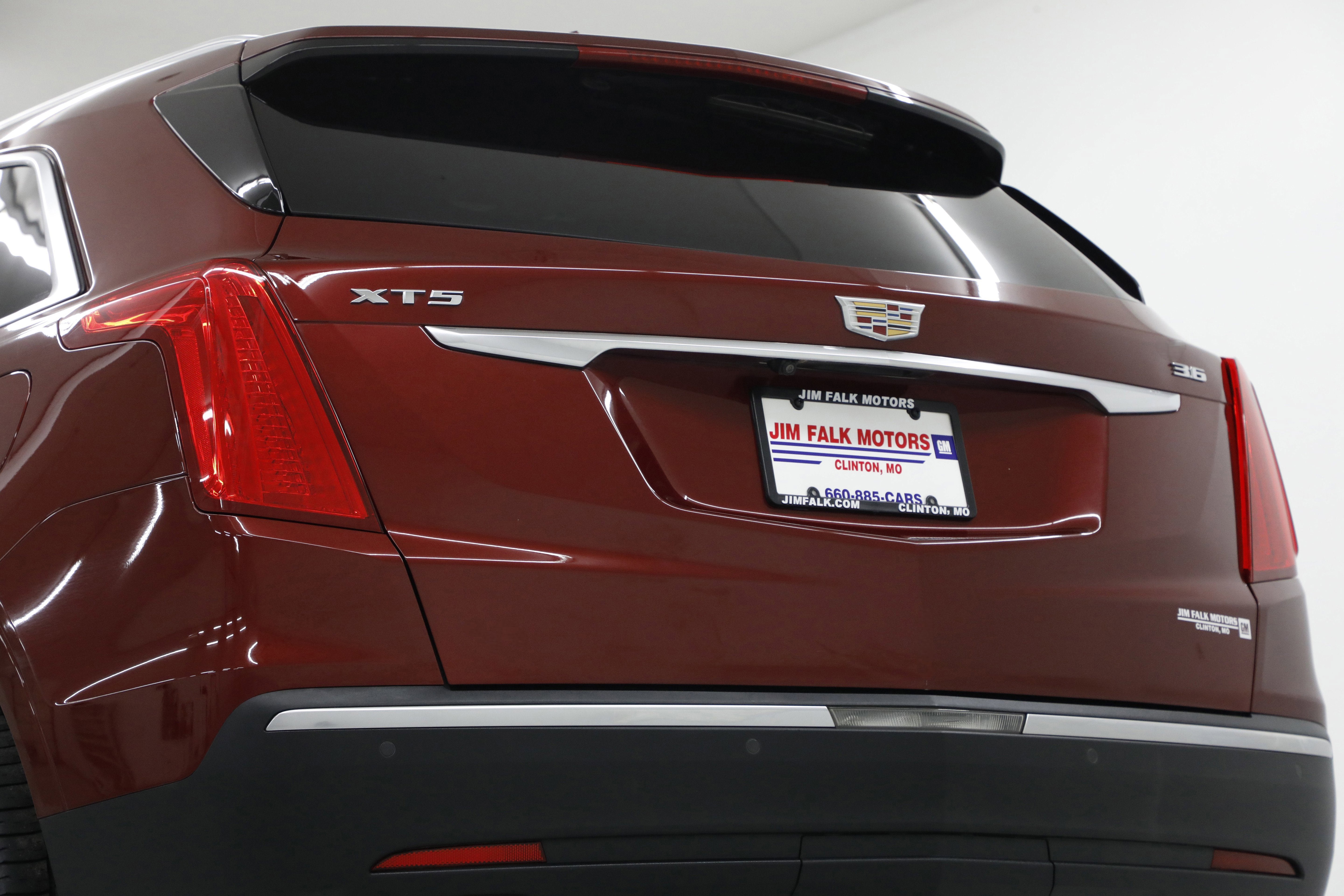 2017 Cadillac XT5 Luxury FWD