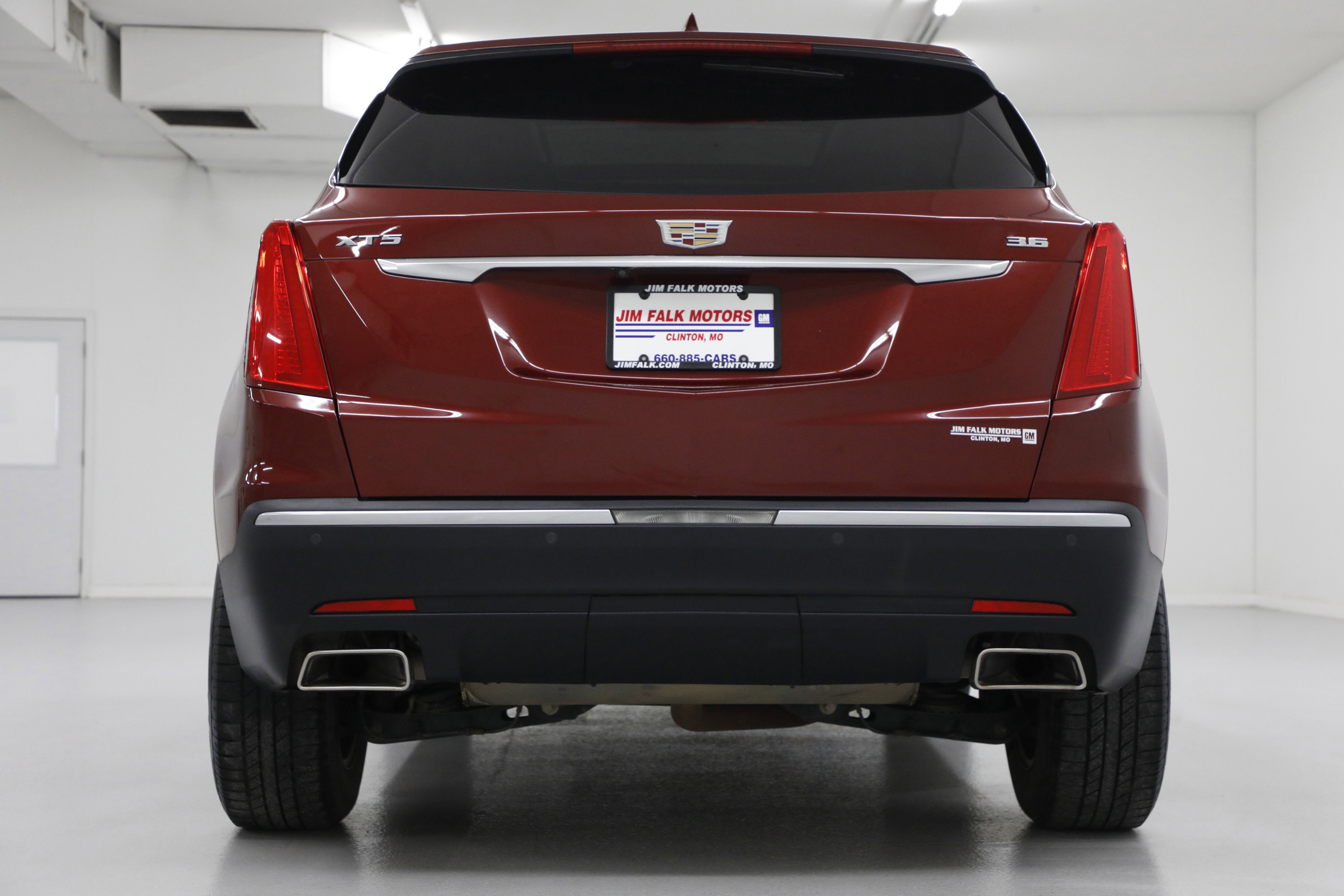 2017 Cadillac XT5 Luxury FWD