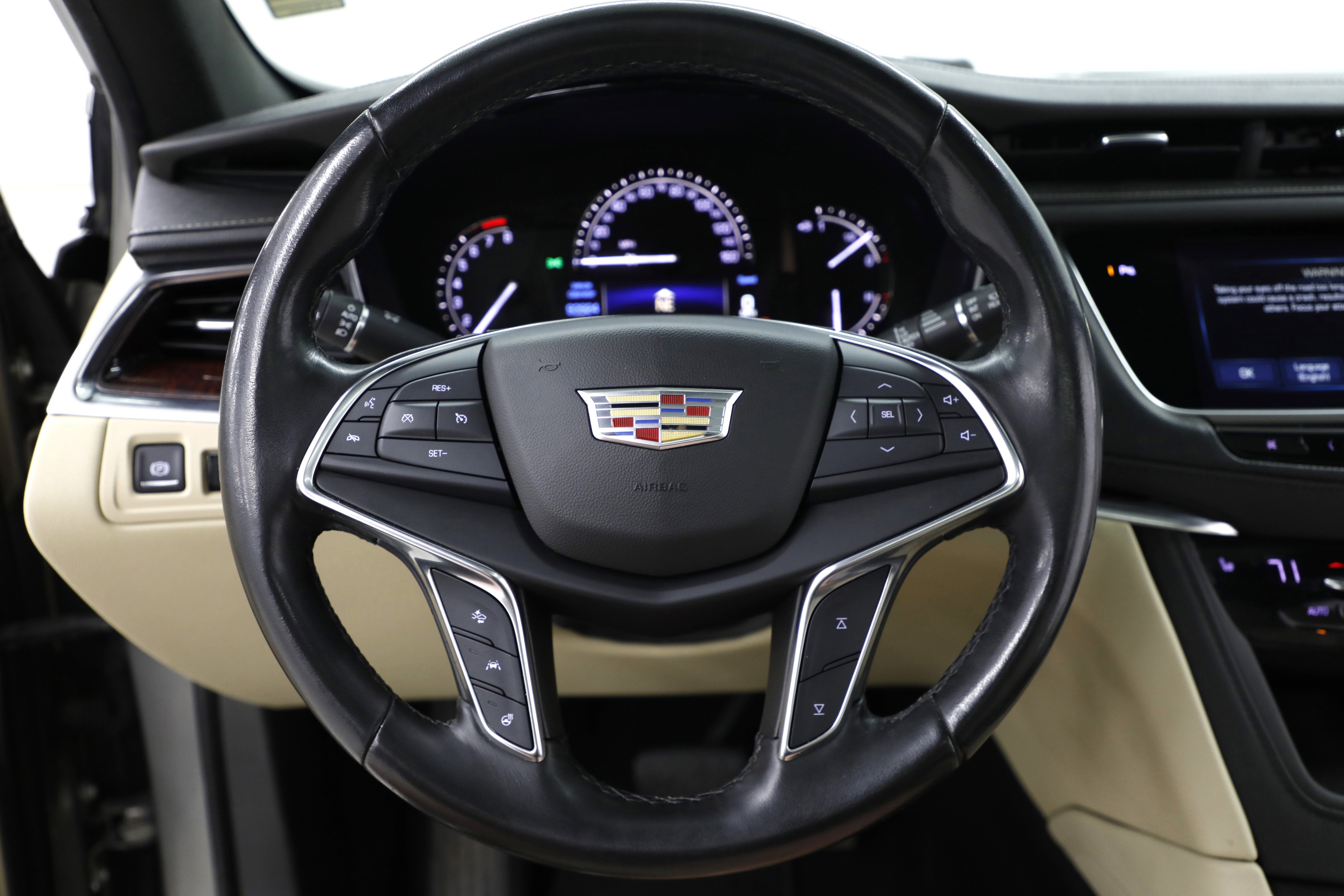 2019 Cadillac XT5 Luxury FWD