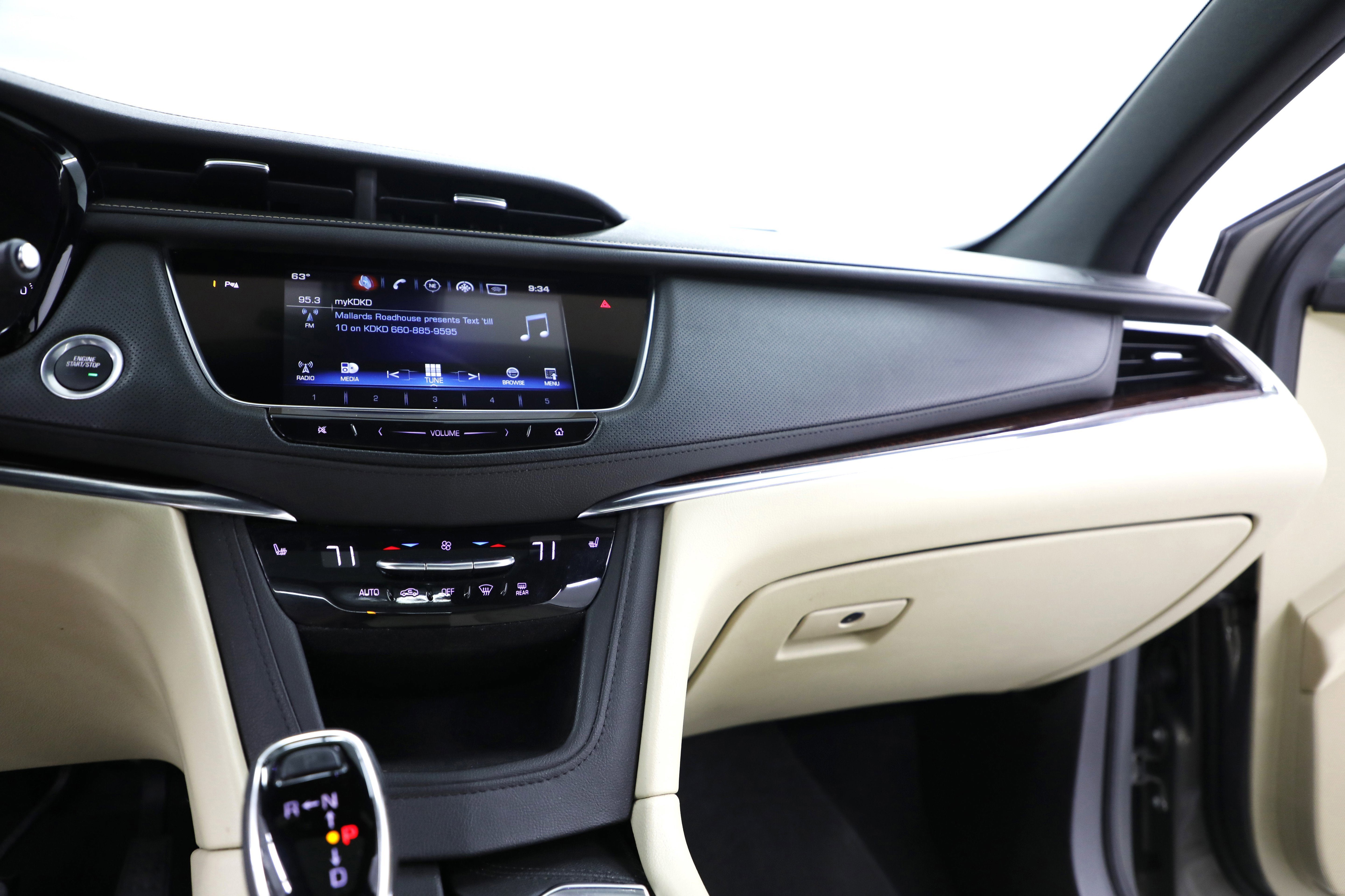 2019 Cadillac XT5 Luxury FWD