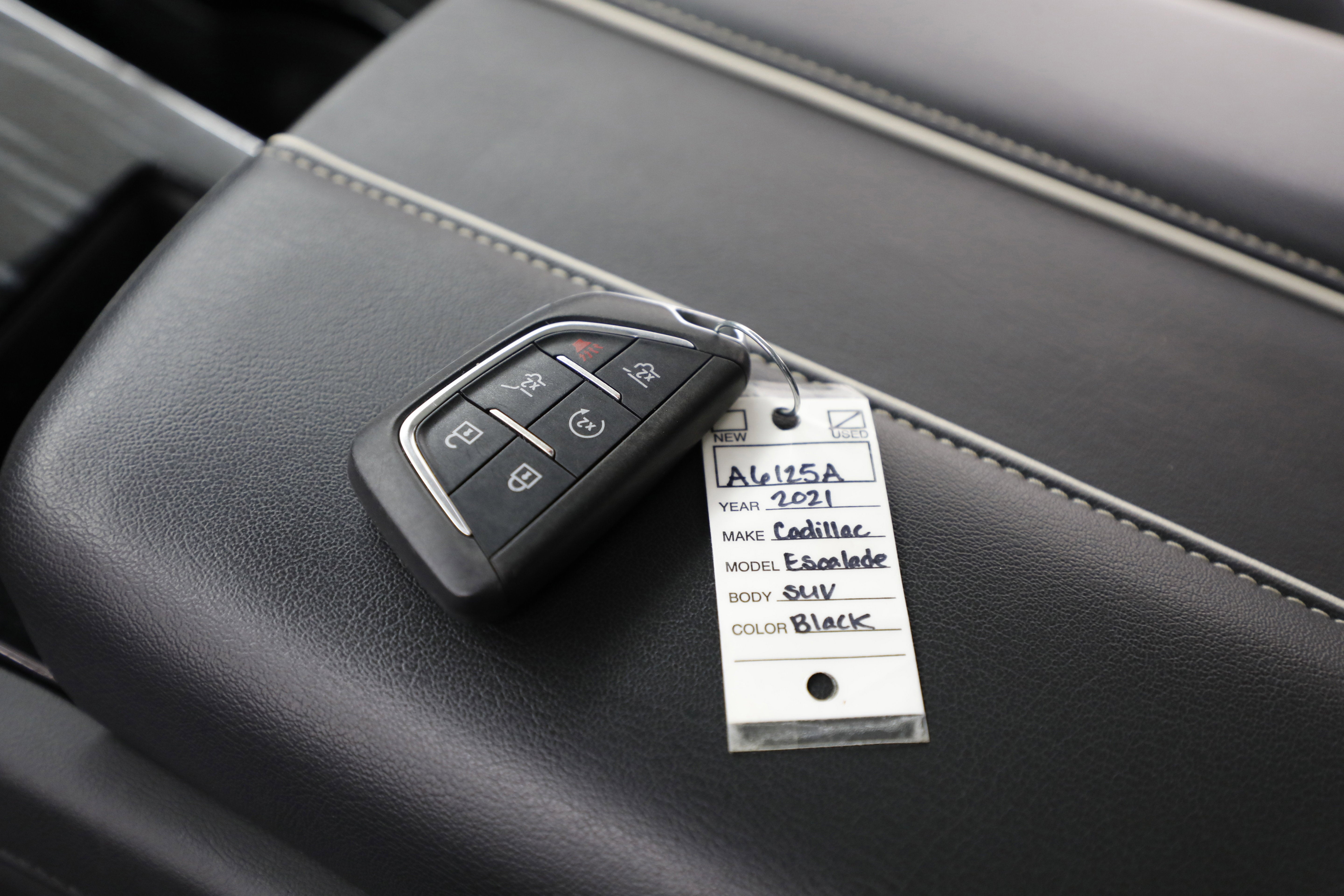 2021 Cadillac Escalade Sport