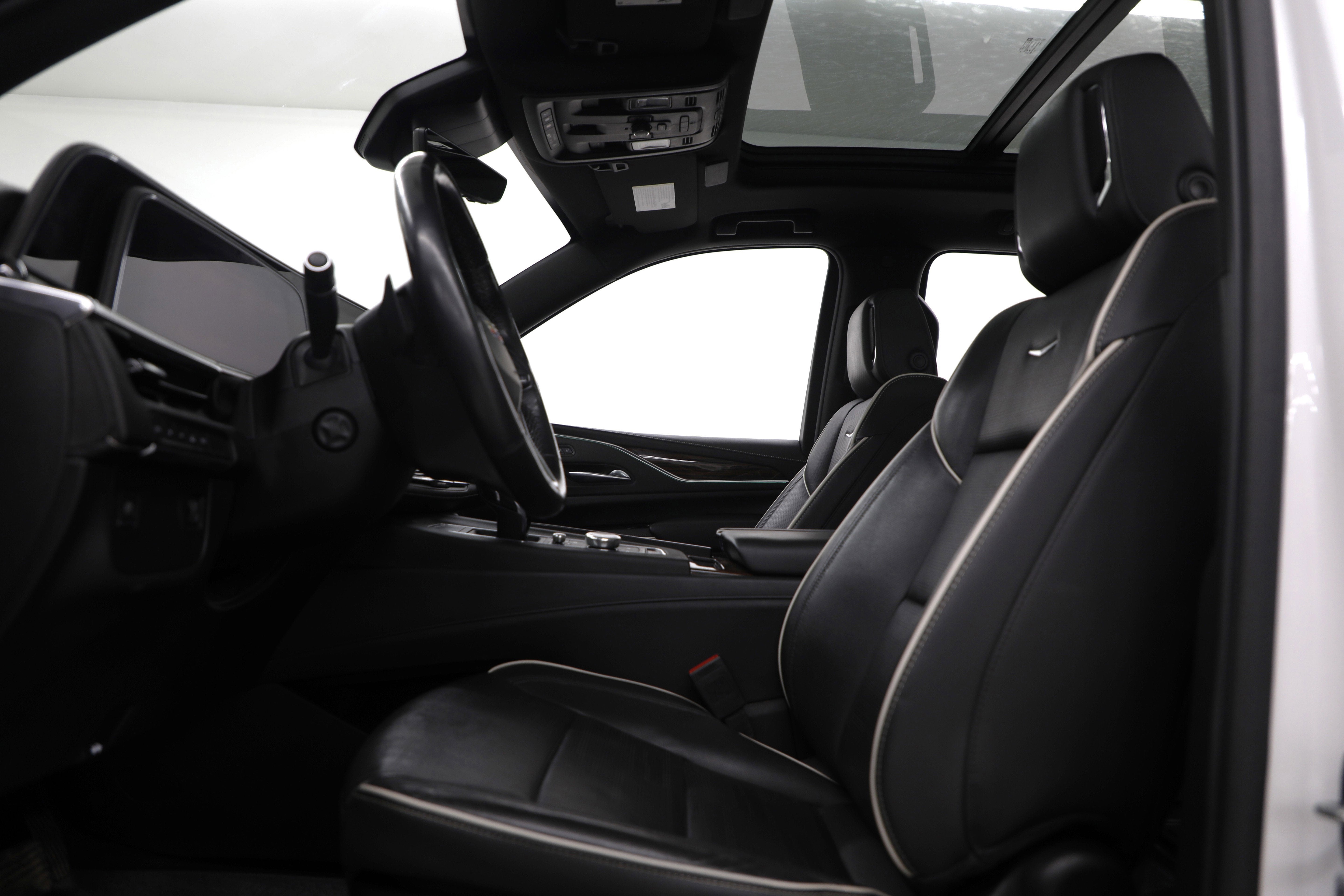 2022 Cadillac Escalade ESV Premium Luxury