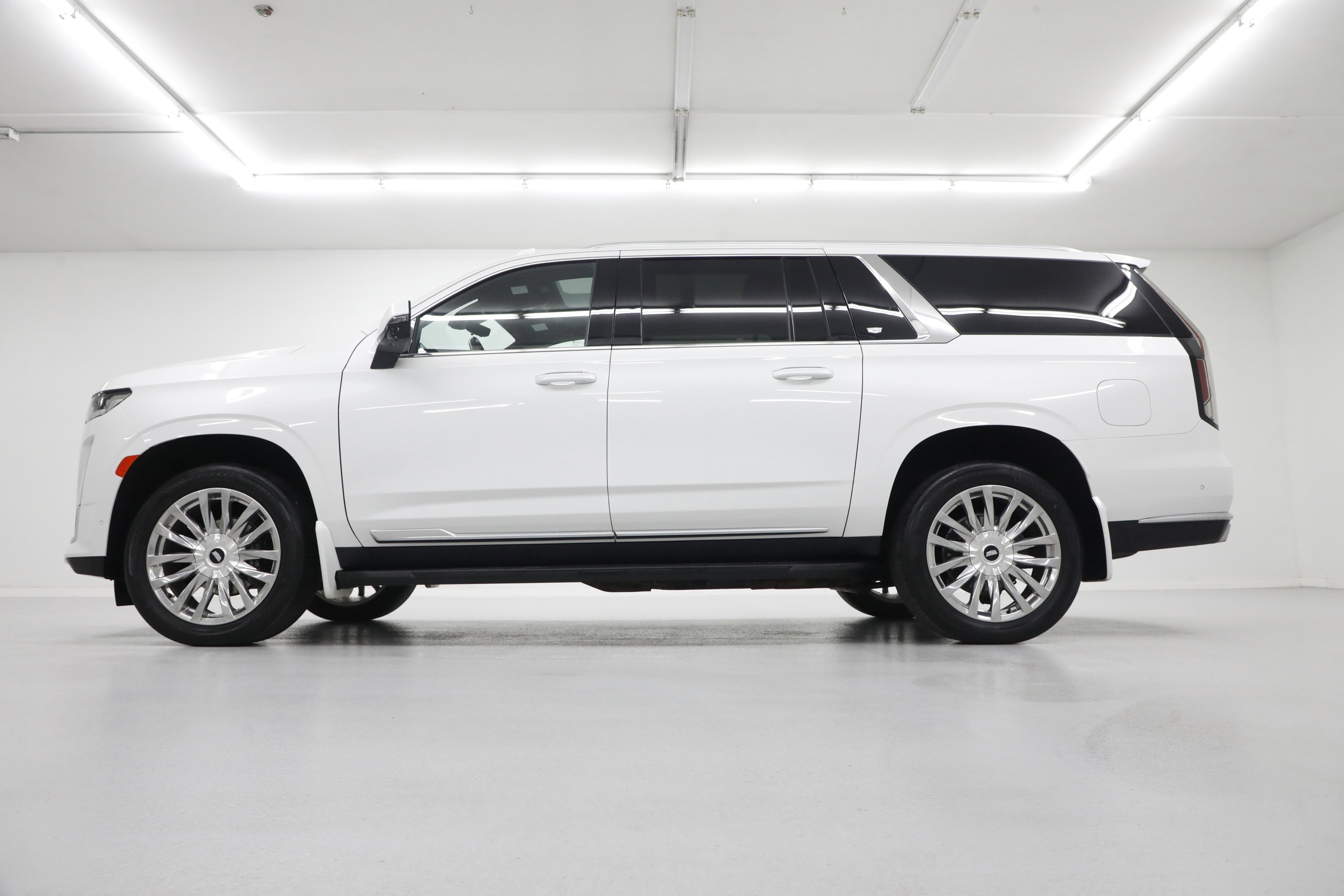 2022 Cadillac Escalade ESV Premium Luxury