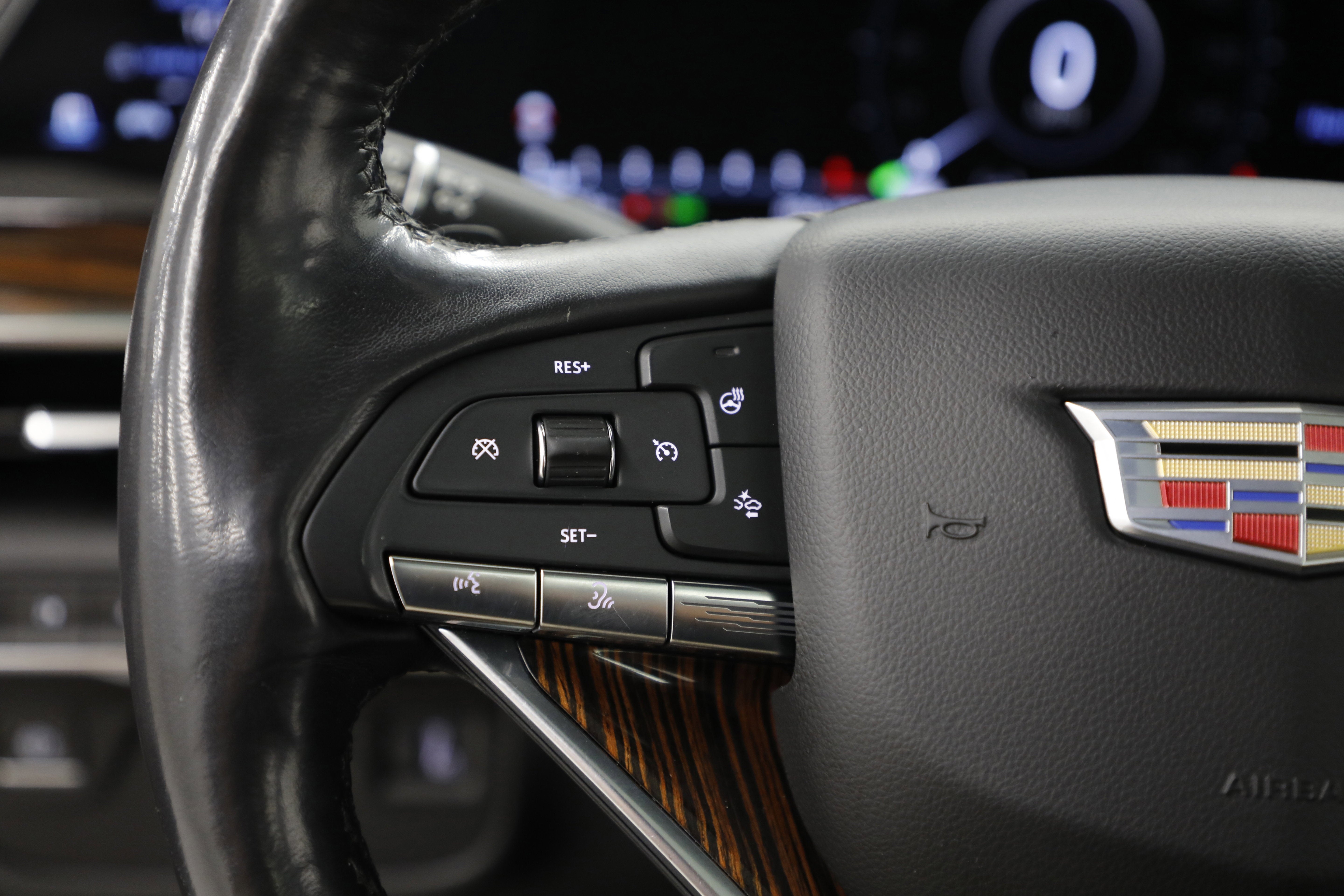 2022 Cadillac Escalade ESV Premium Luxury