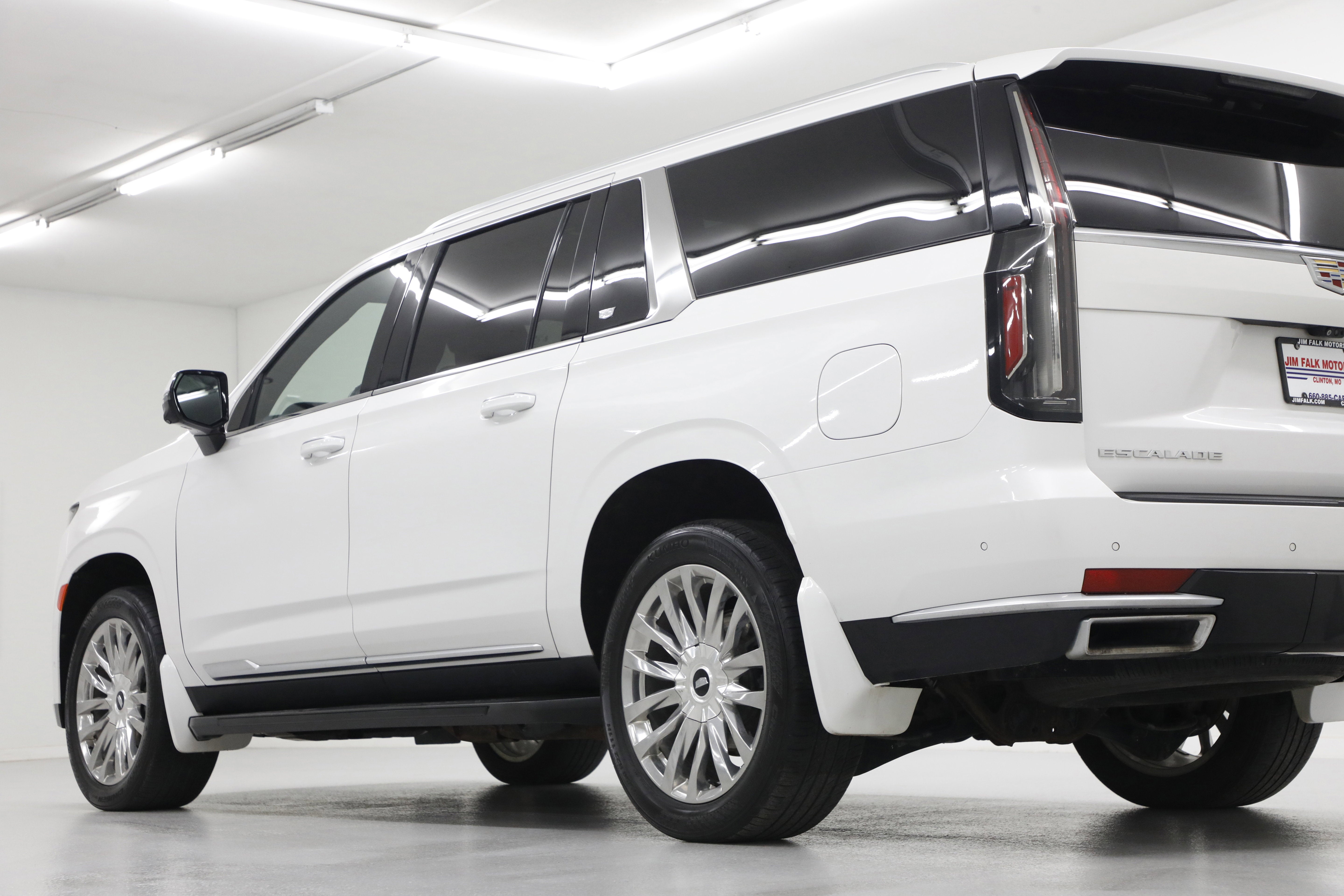 2022 Cadillac Escalade ESV Premium Luxury