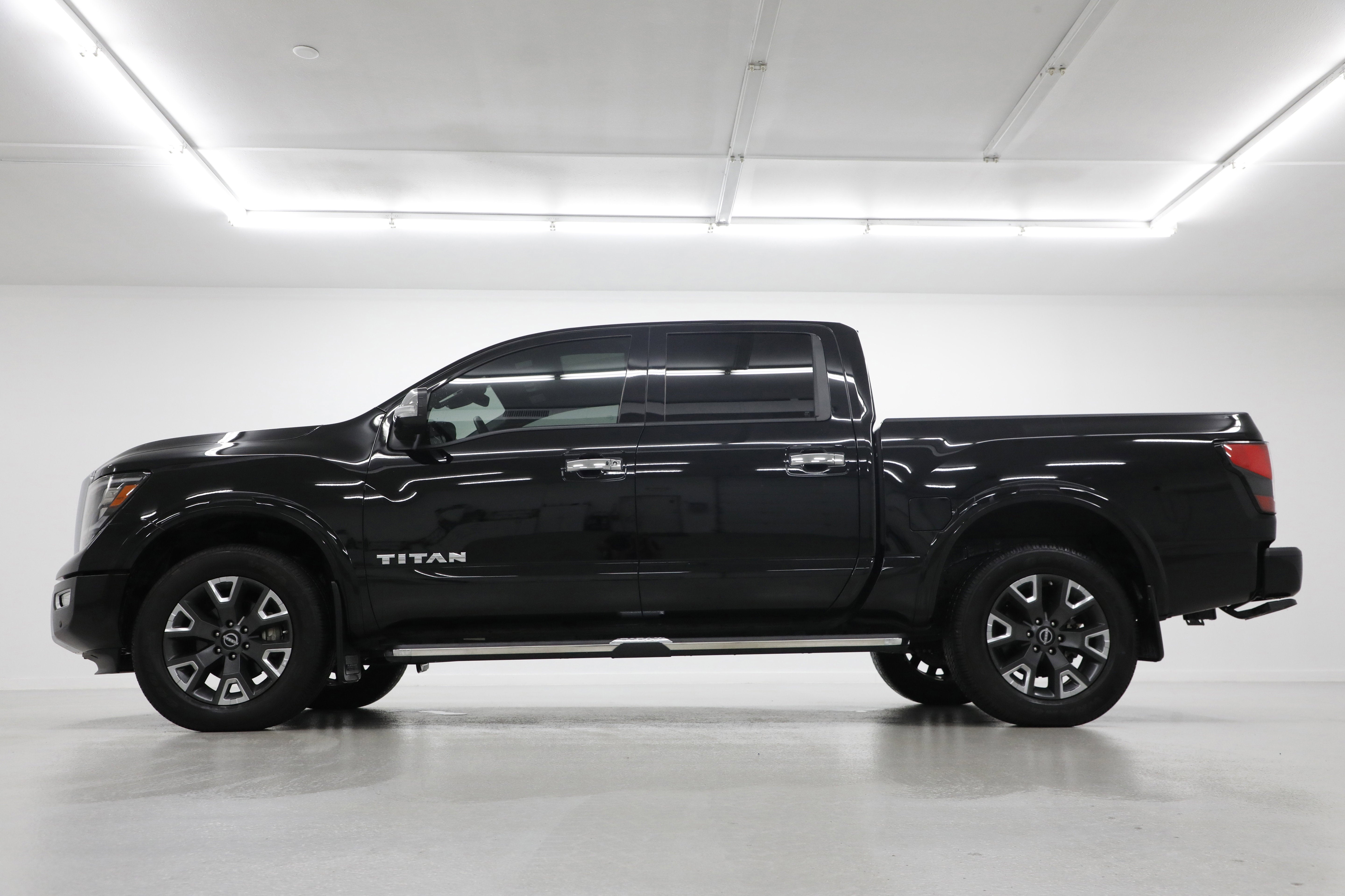 2024 Nissan Titan Platinum Reserve