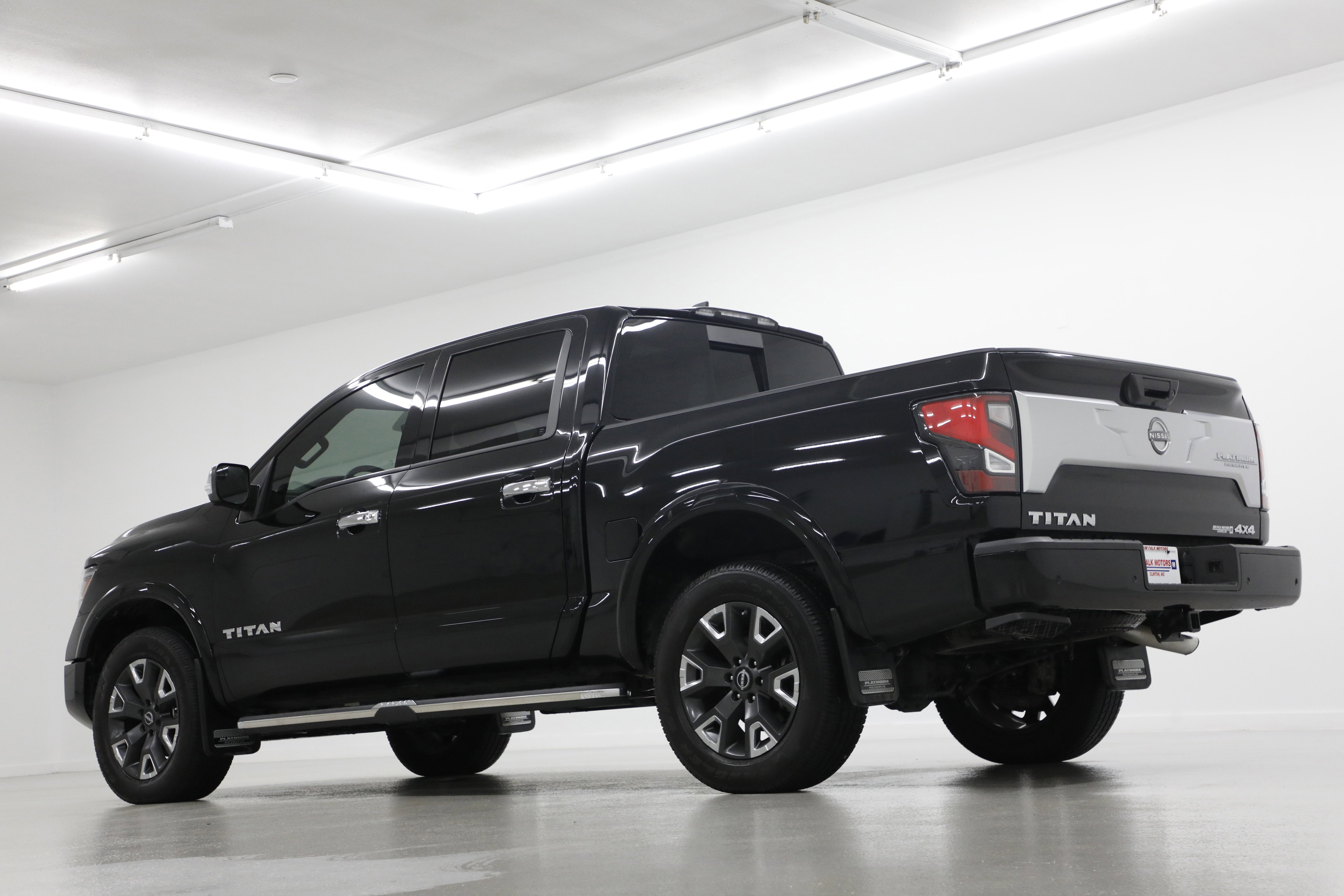 2024 Nissan Titan Platinum Reserve