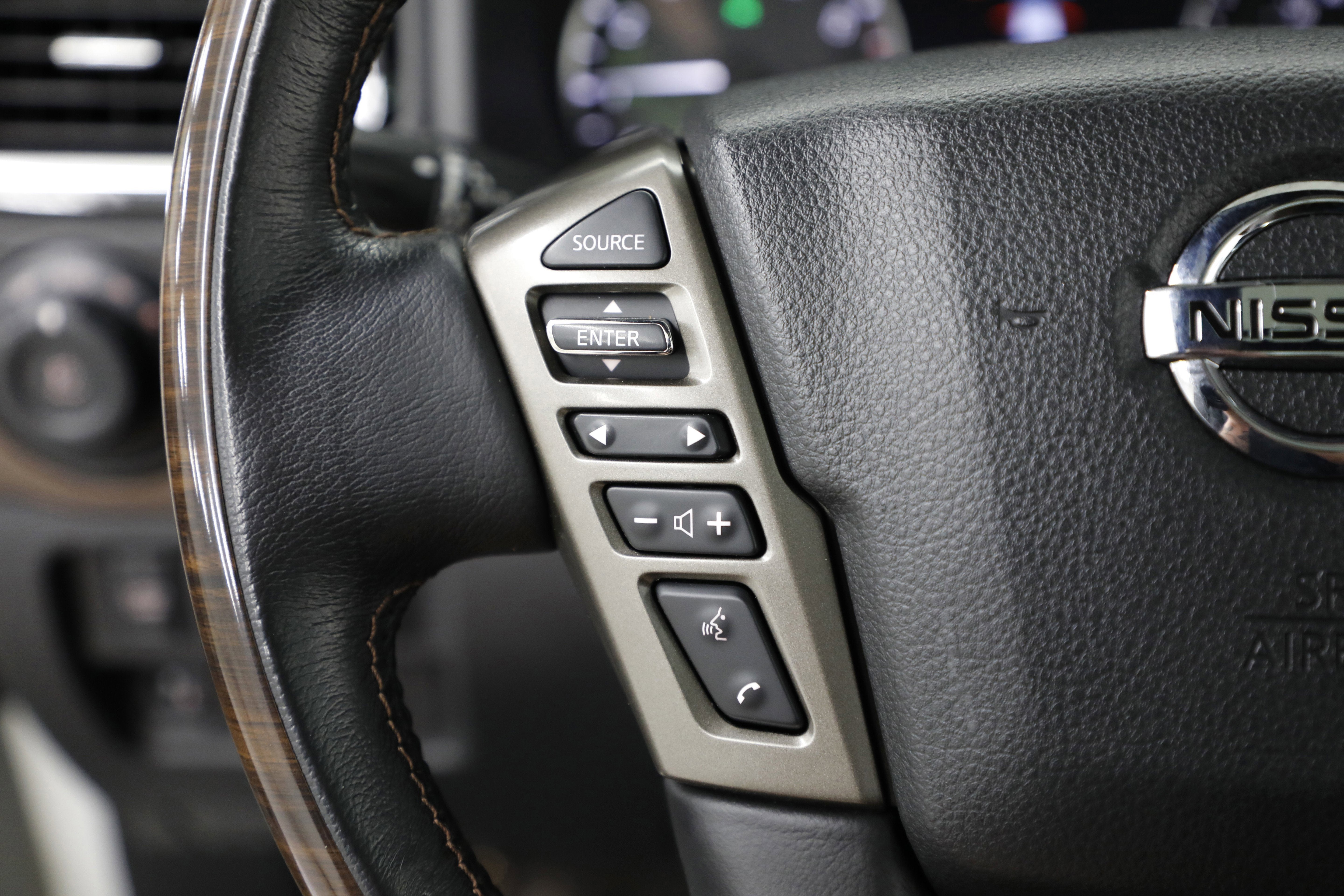 2021 Nissan Titan Platinum Reserve