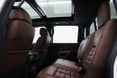 2024 Nissan Titan Platinum Reserve