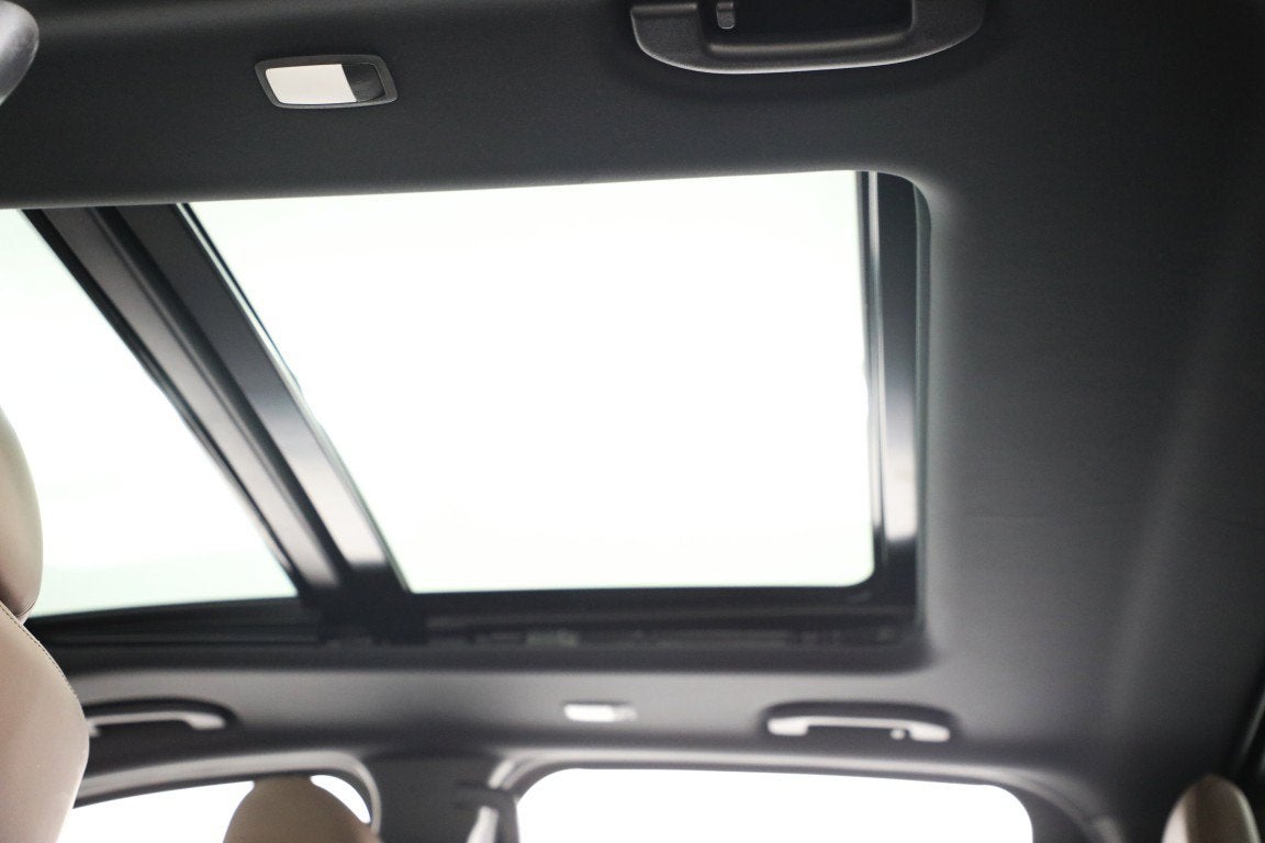 2024 Nissan Titan Platinum Reserve