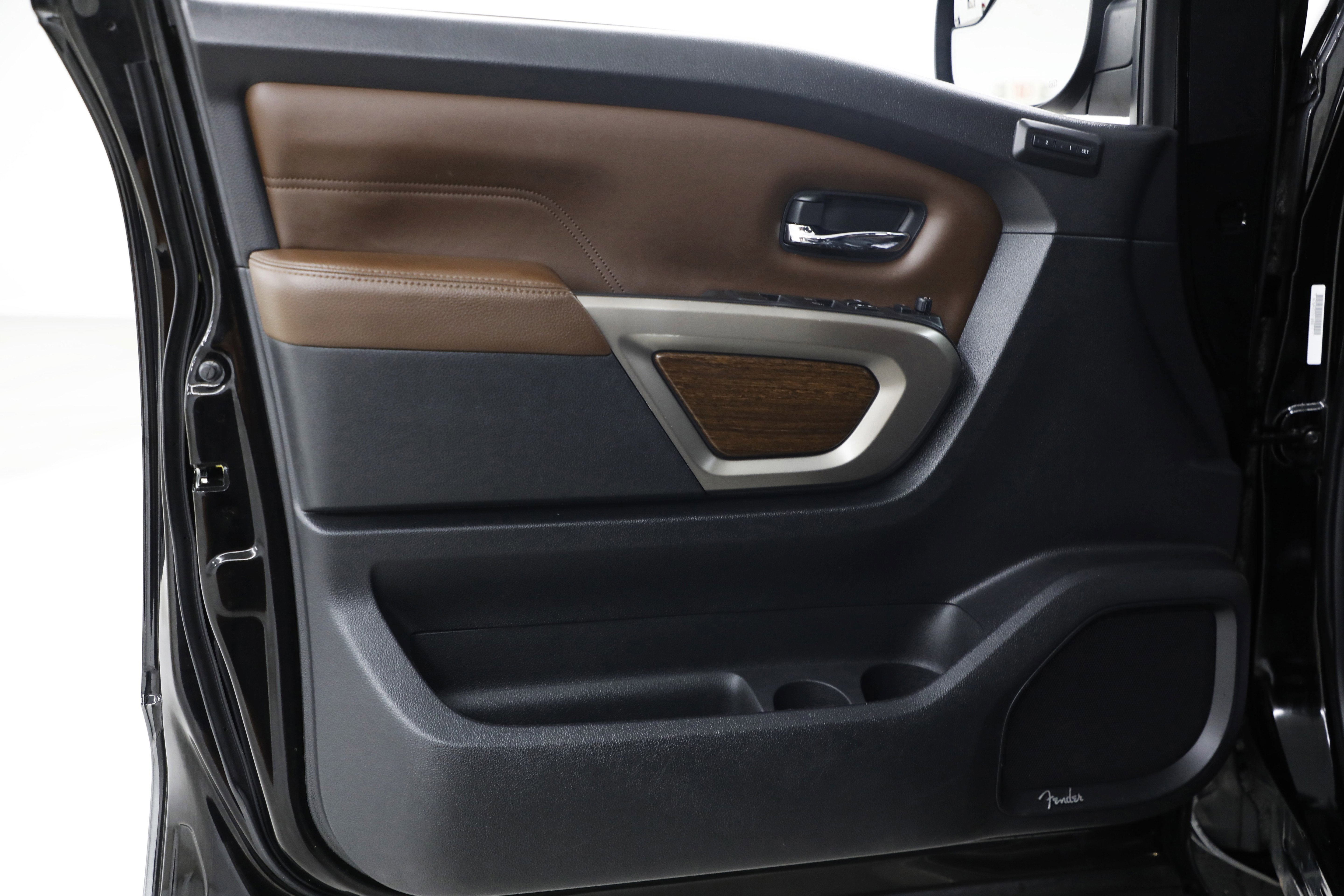 2022 Nissan Titan Platinum Reserve