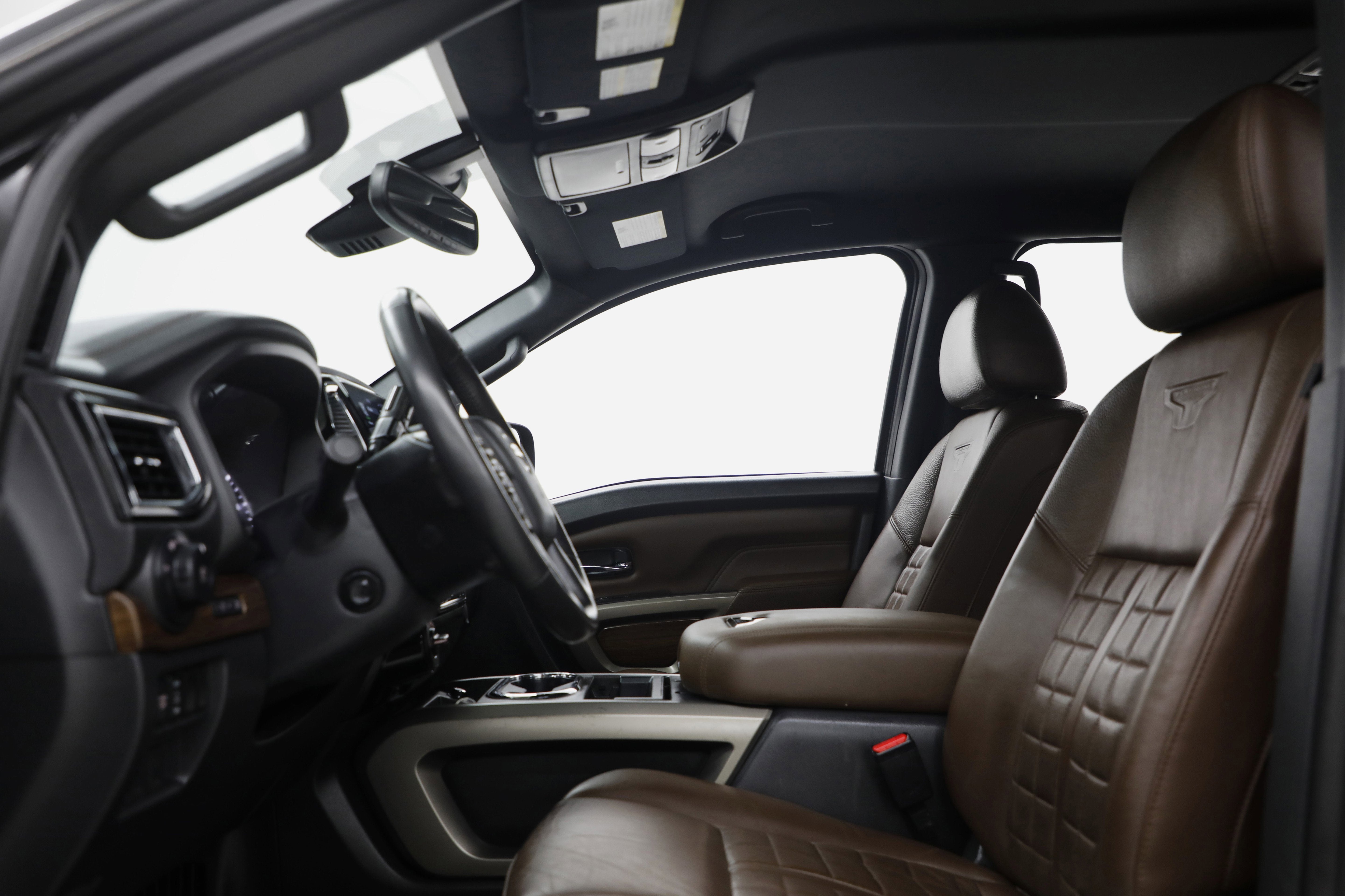 2022 Nissan Titan Platinum Reserve