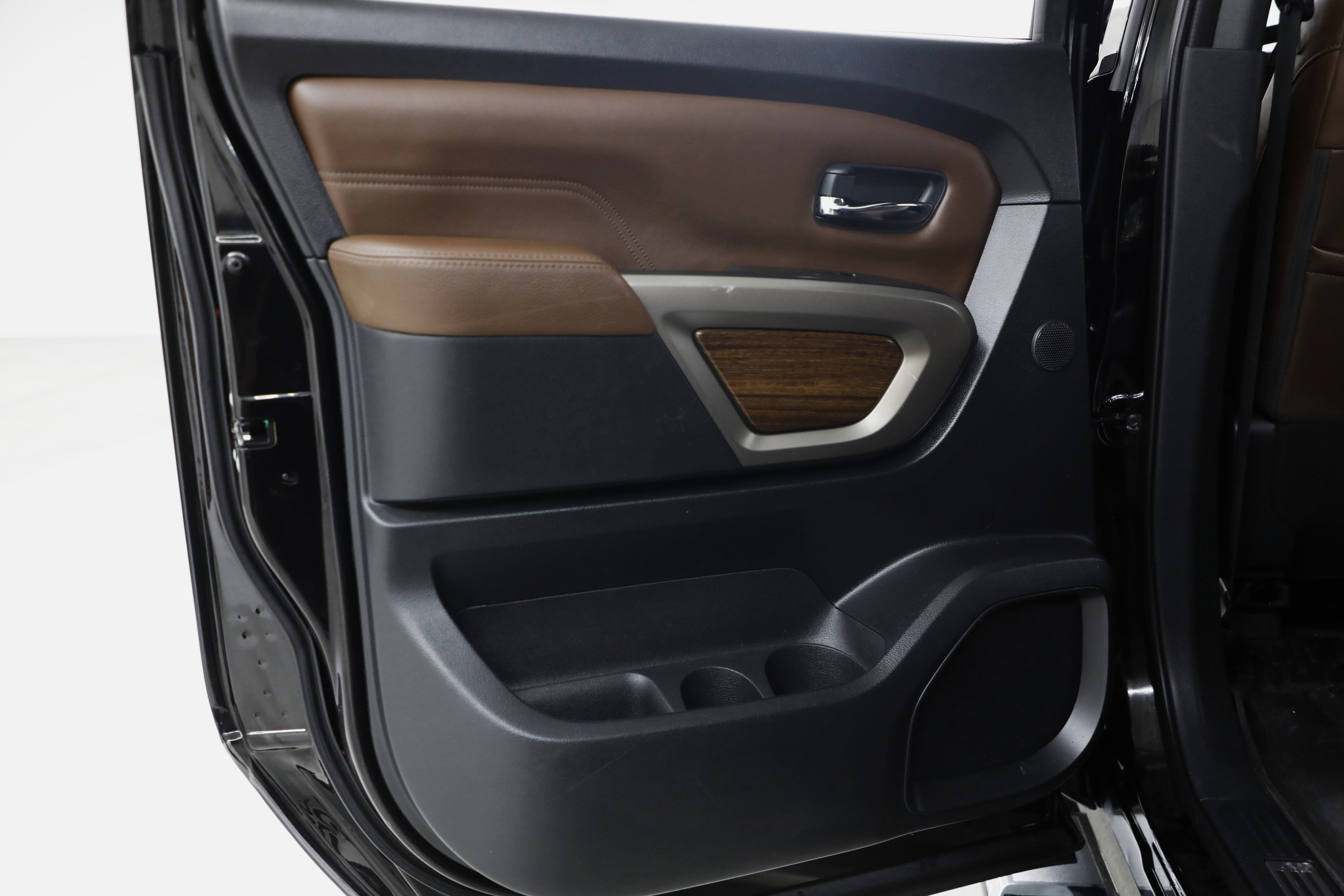 2022 Nissan Titan Platinum Reserve