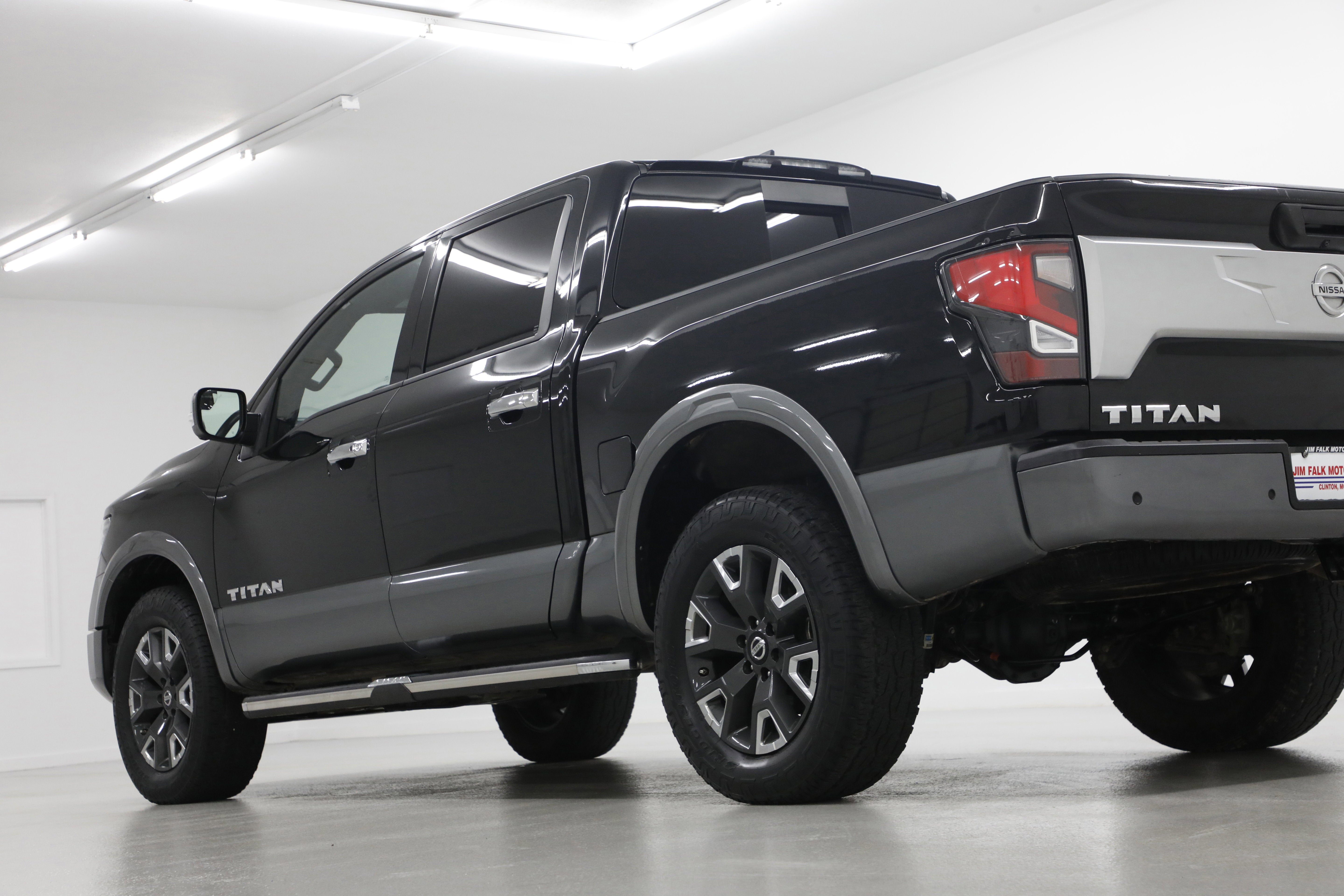 2022 Nissan Titan Platinum Reserve