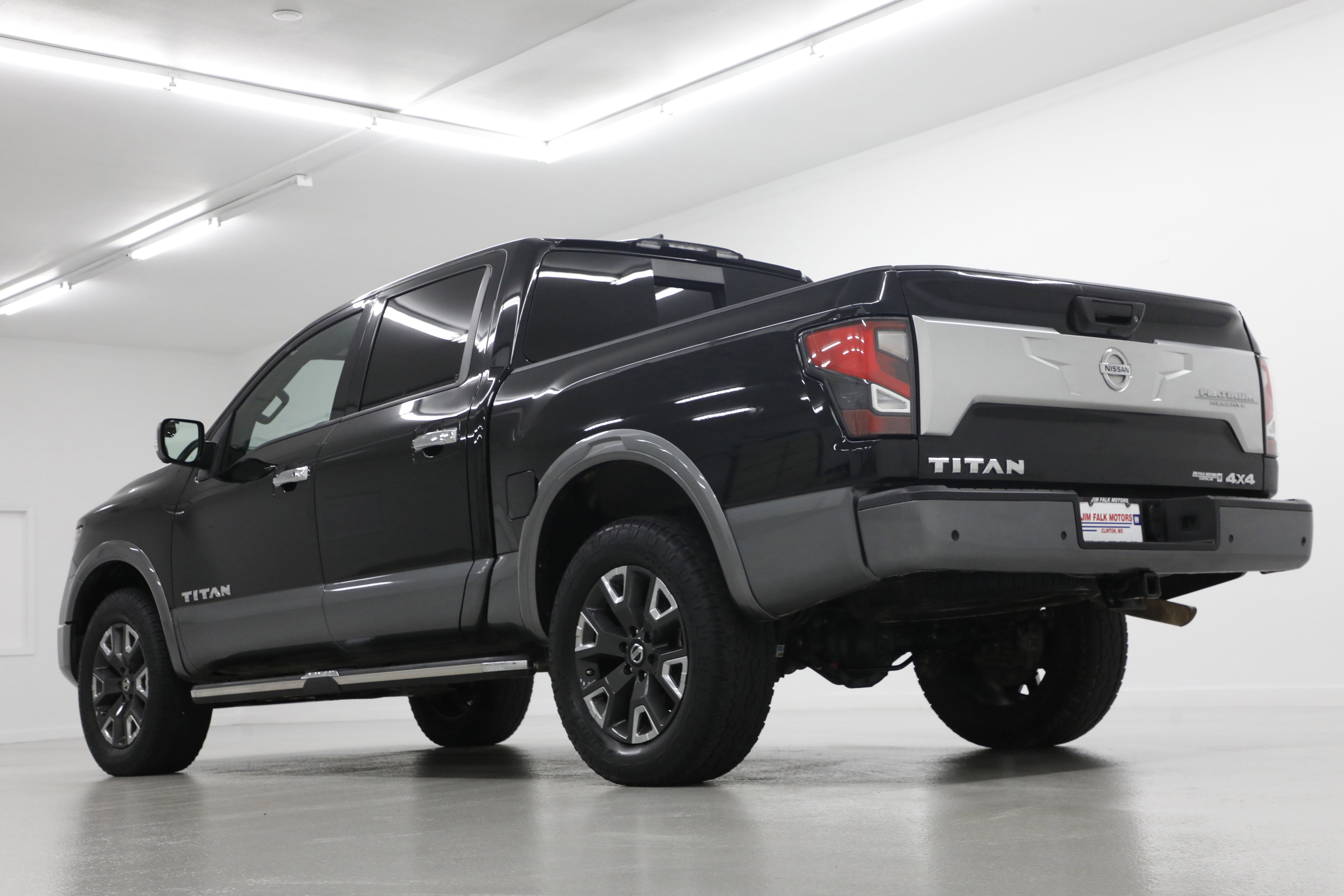2022 Nissan Titan Platinum Reserve