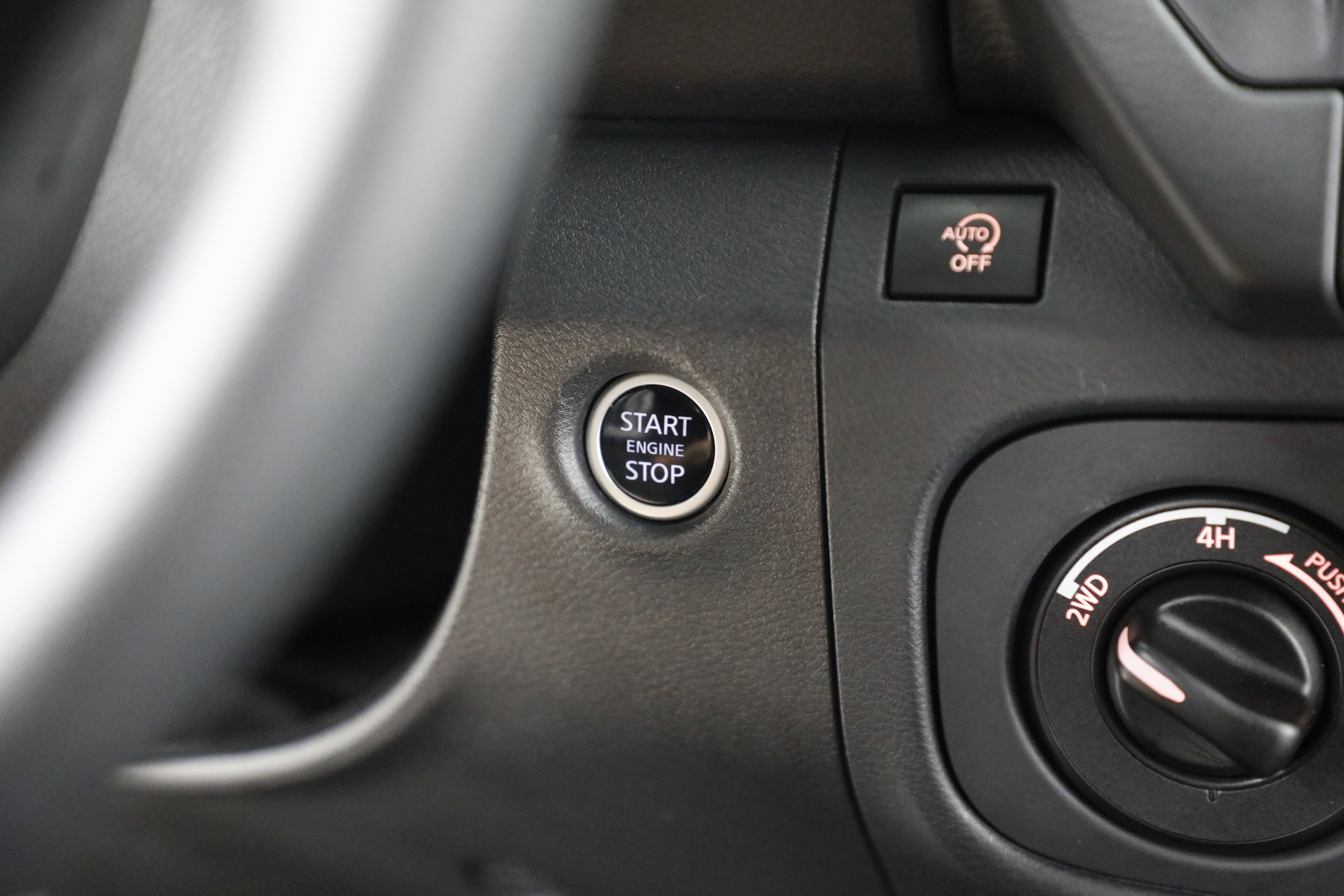 2025 Nissan Frontier S