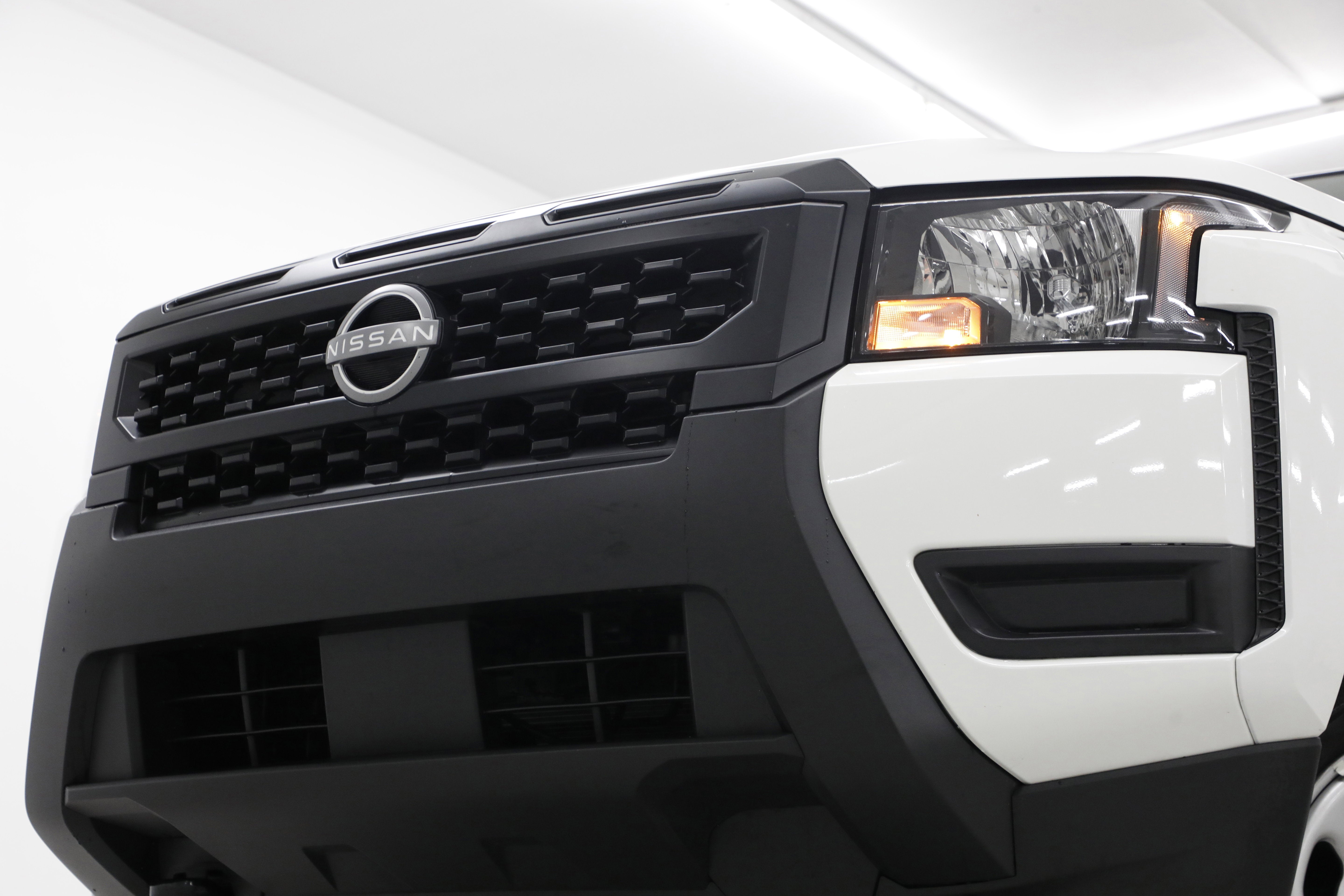 2025 Nissan Frontier S