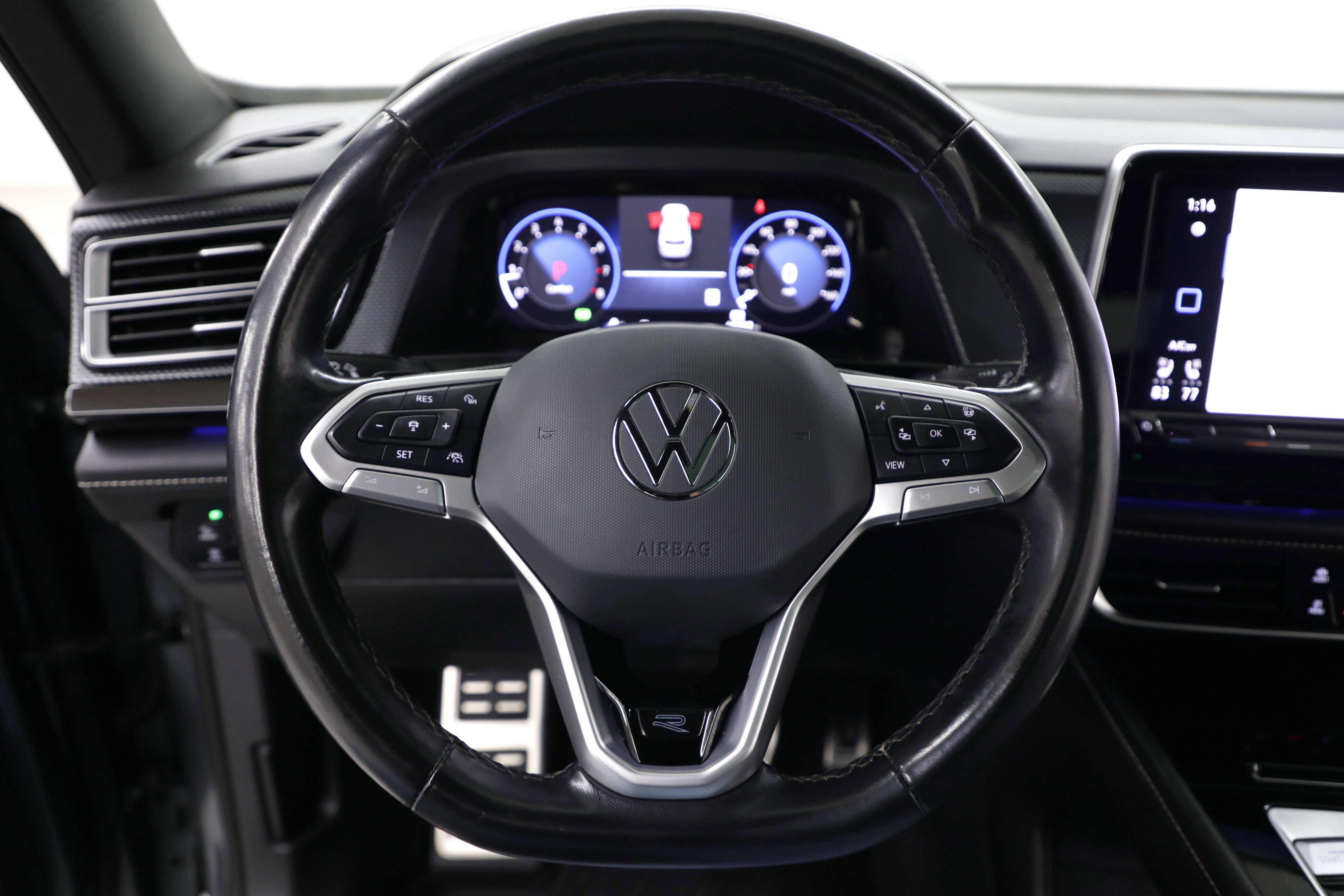 2024 Volkswagen Atlas Cross Sport 2.0T SEL Premium R-Line