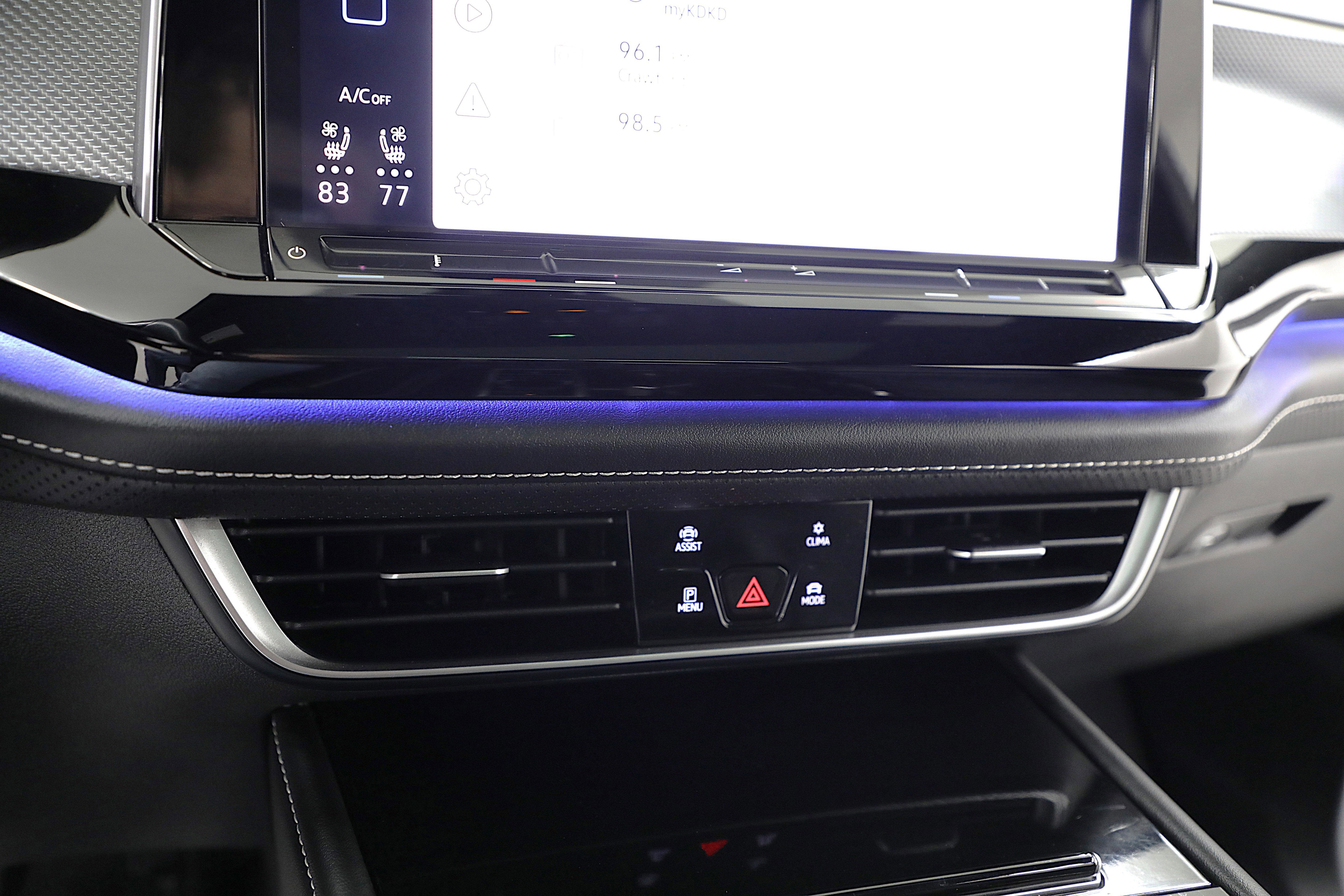 2024 Volkswagen Atlas Cross Sport 2.0T SEL Premium R-Line