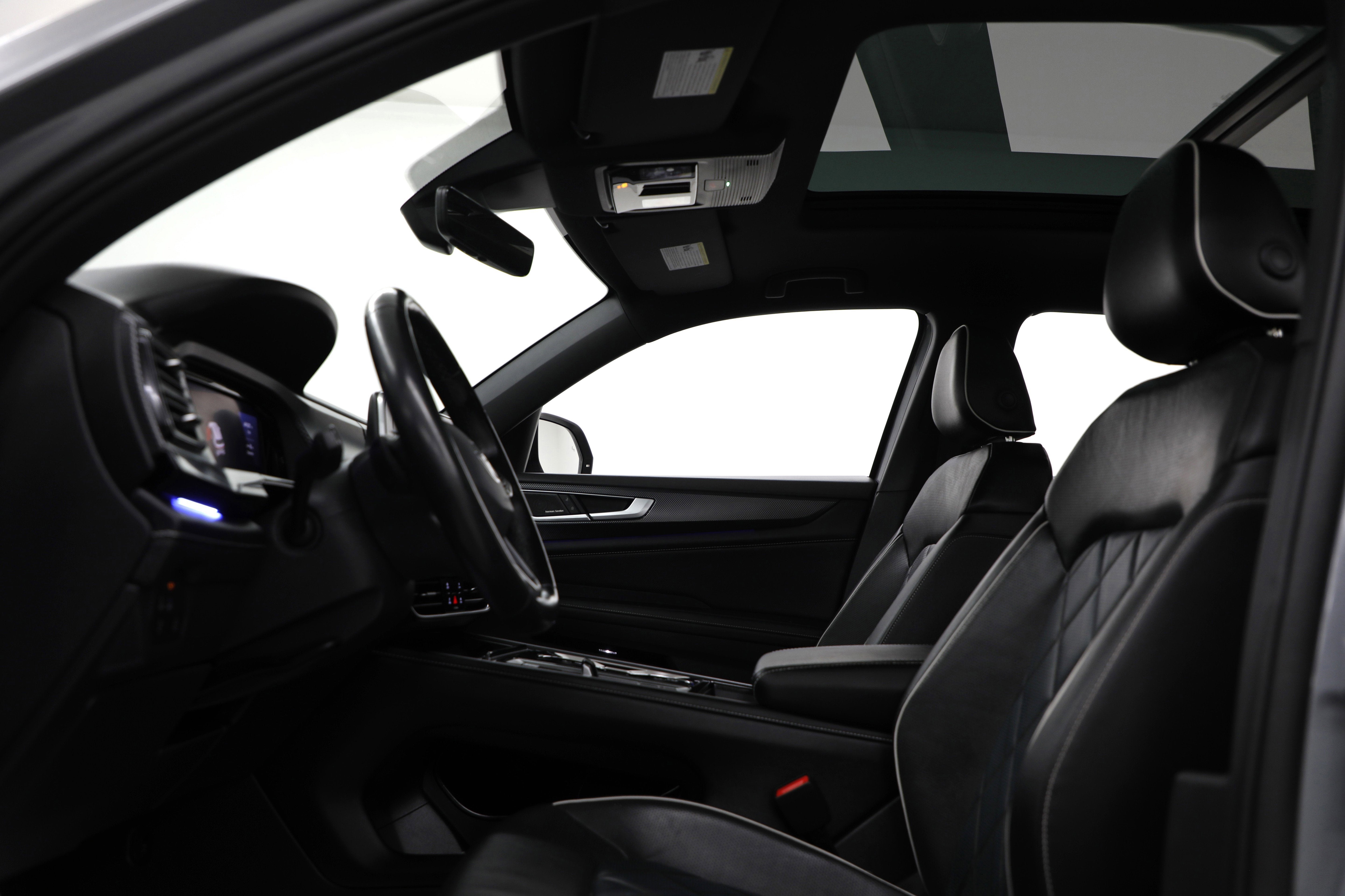 2024 Volkswagen Atlas Cross Sport 2.0T SEL Premium R-Line