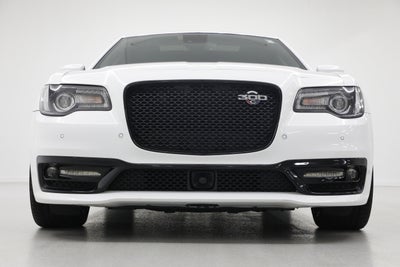 2023 Chrysler 300 300C
