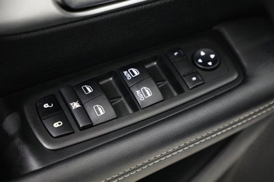 2024 Chrysler Pacifica Hybrid S Appearance Pkg