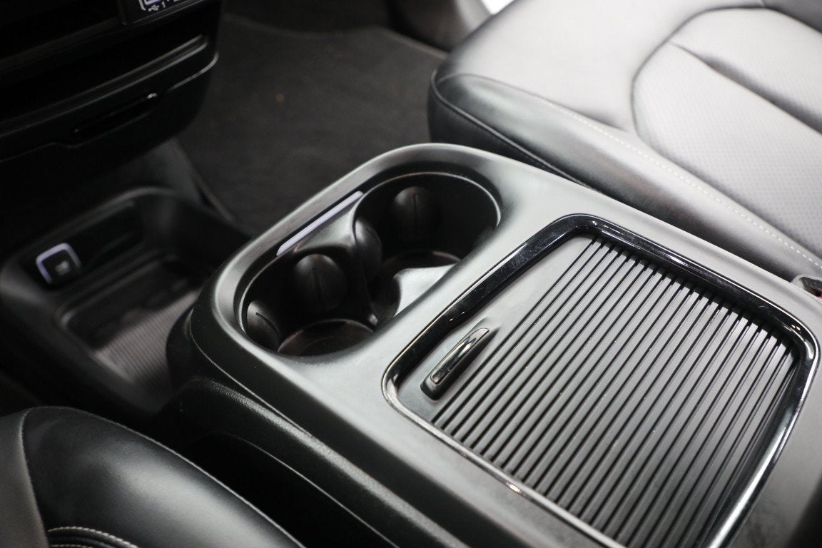 2024 Chrysler Pacifica Hybrid S Appearance Pkg