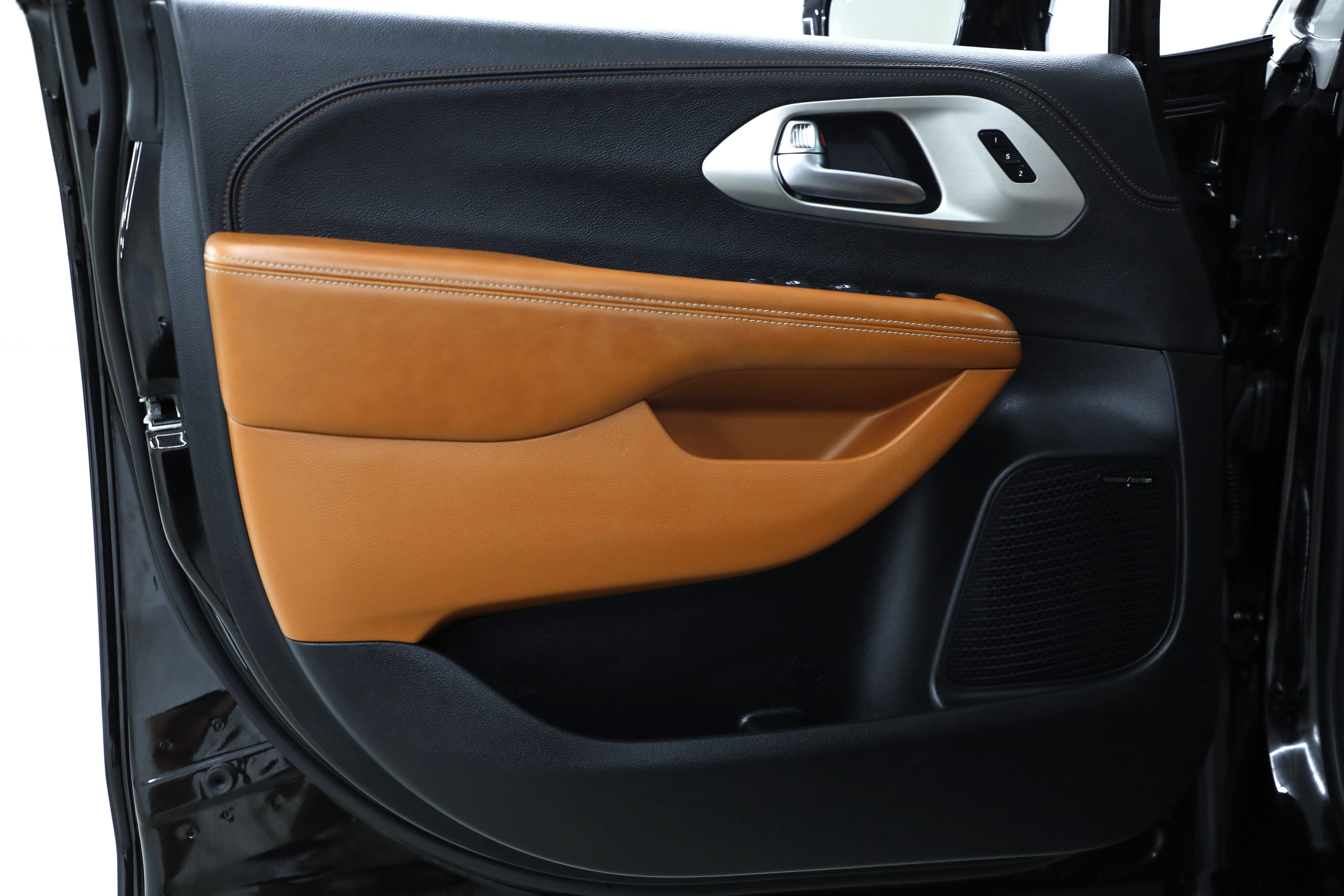 2024 Chrysler Pacifica Pinnacle