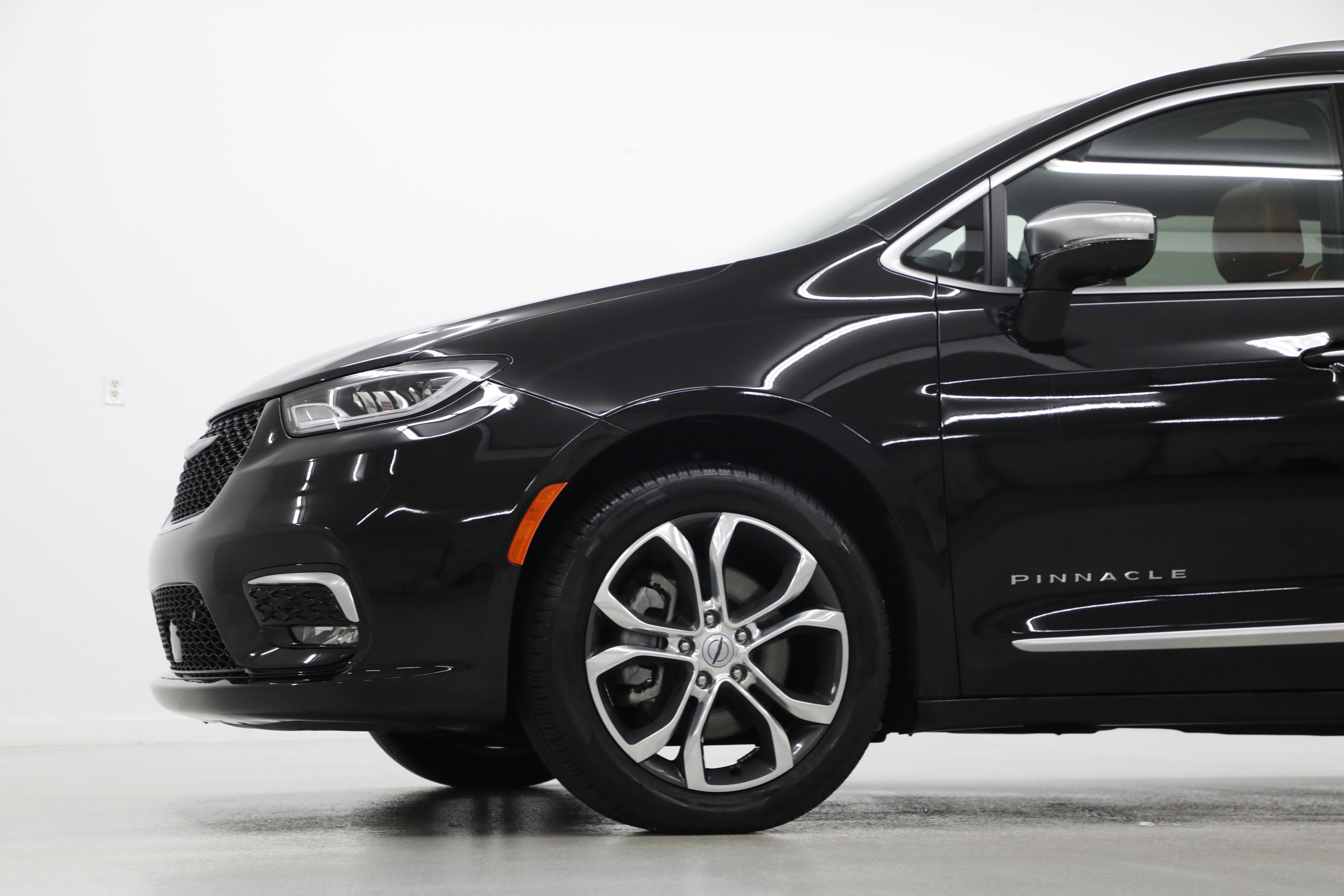 2024 Chrysler Pacifica Pinnacle