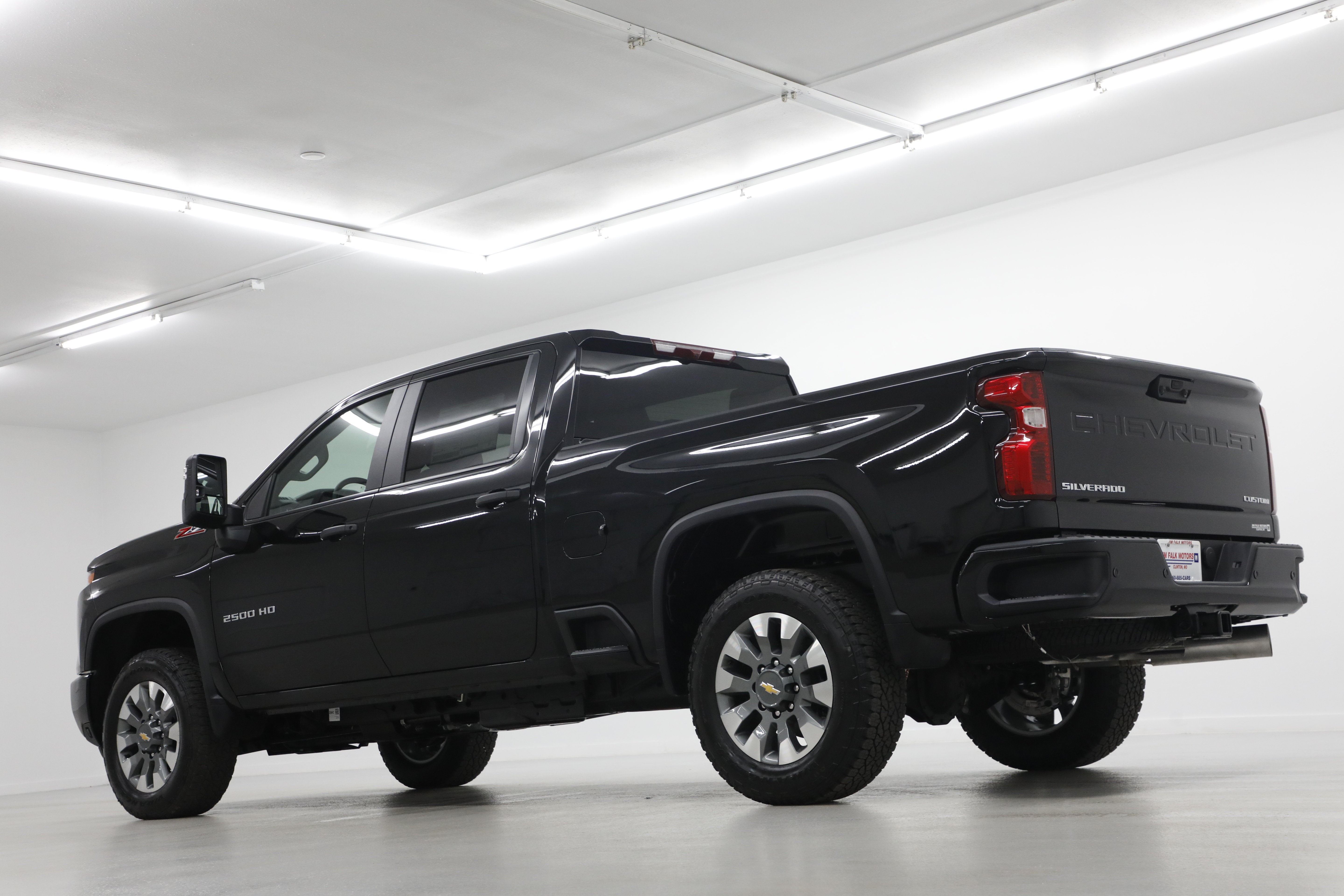 2026 Chevrolet Silverado 2500 HD Custom - Photo 4