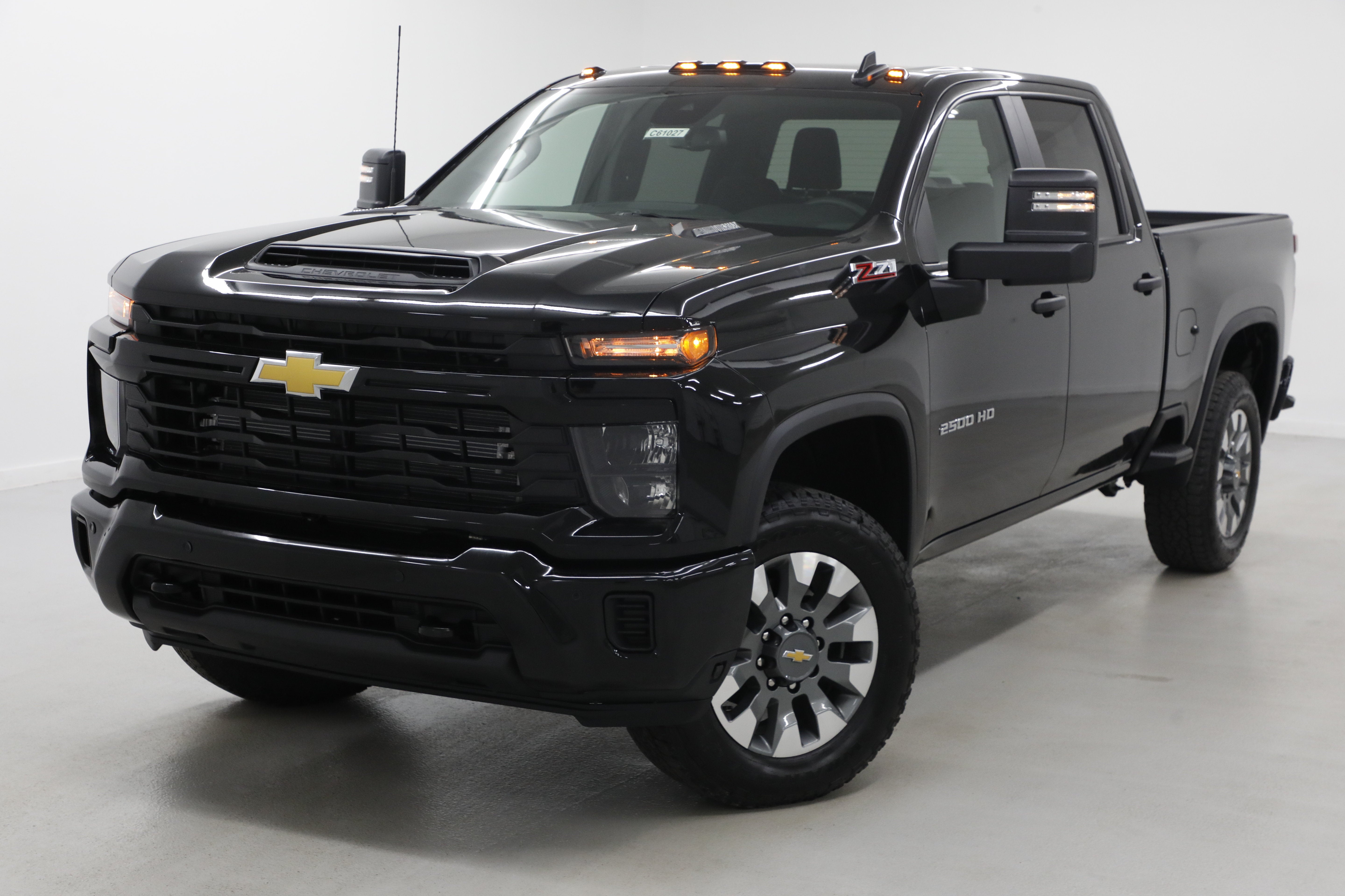 2026 Chevrolet Silverado 2500 HD Custom - Photo 5
