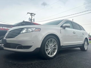 2019 Lincoln MKT Reserve