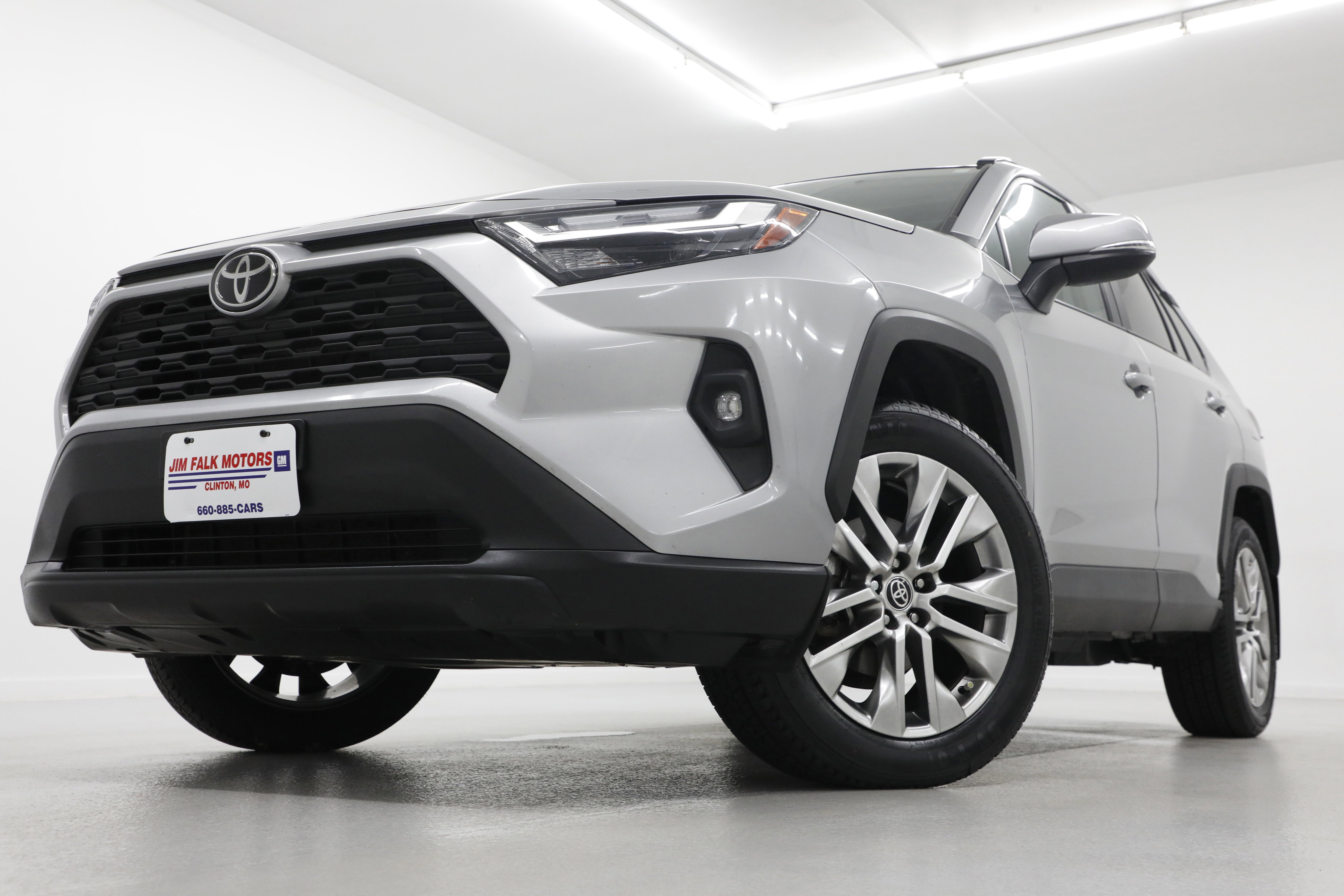 2024 Toyota RAV4 XLE Premium