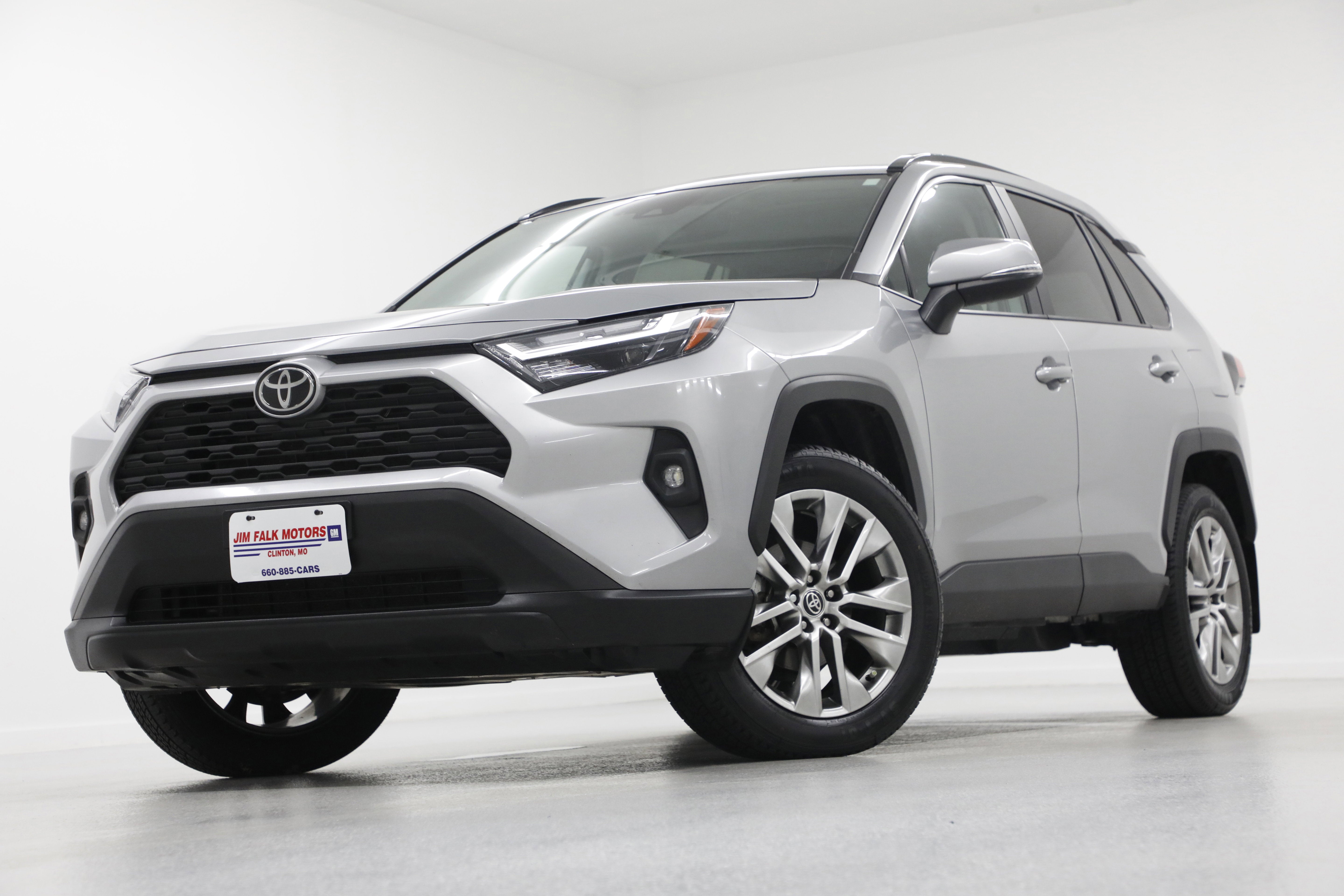 2024 Toyota RAV4 XLE Premium
