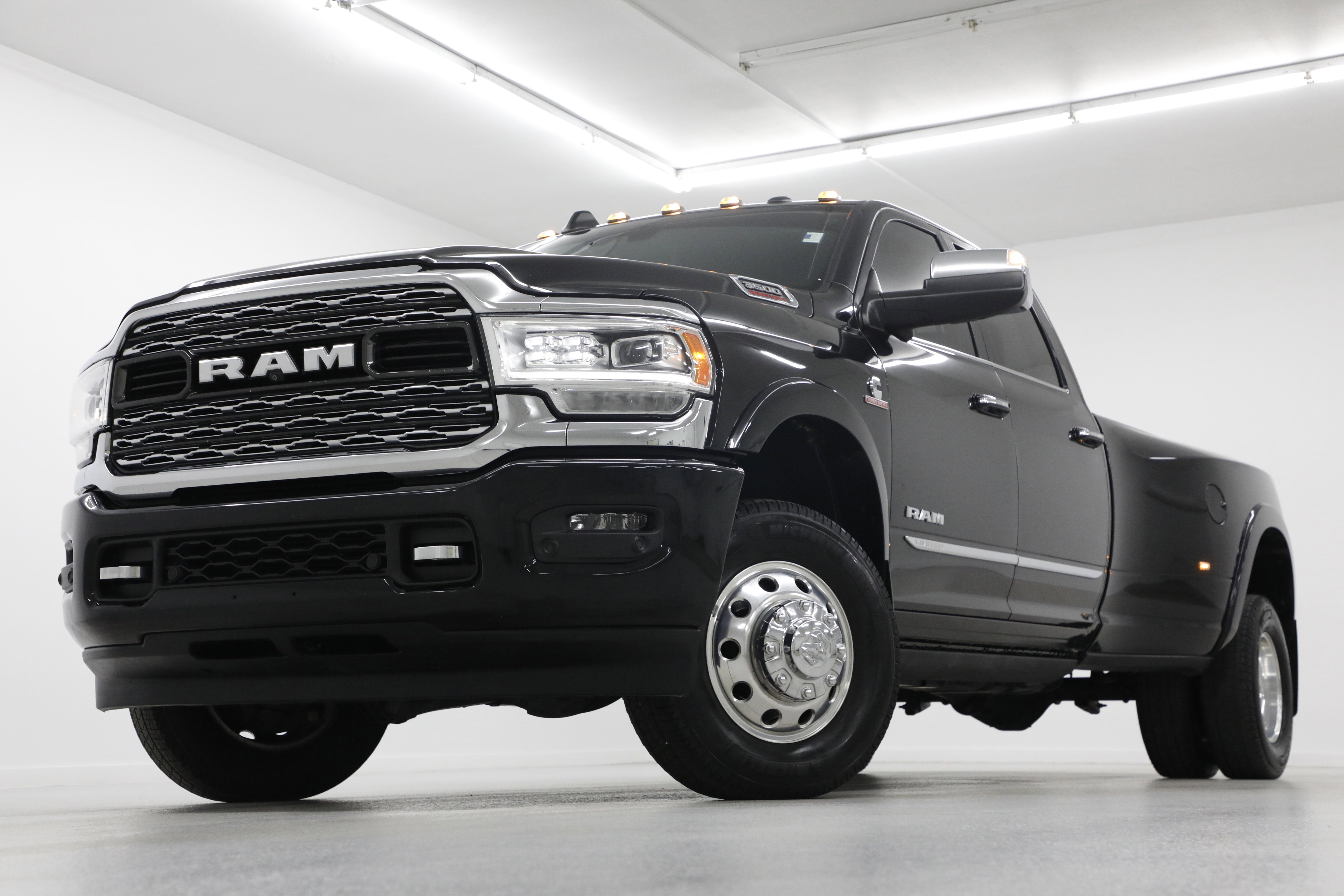 2022 RAM 3500 Limited