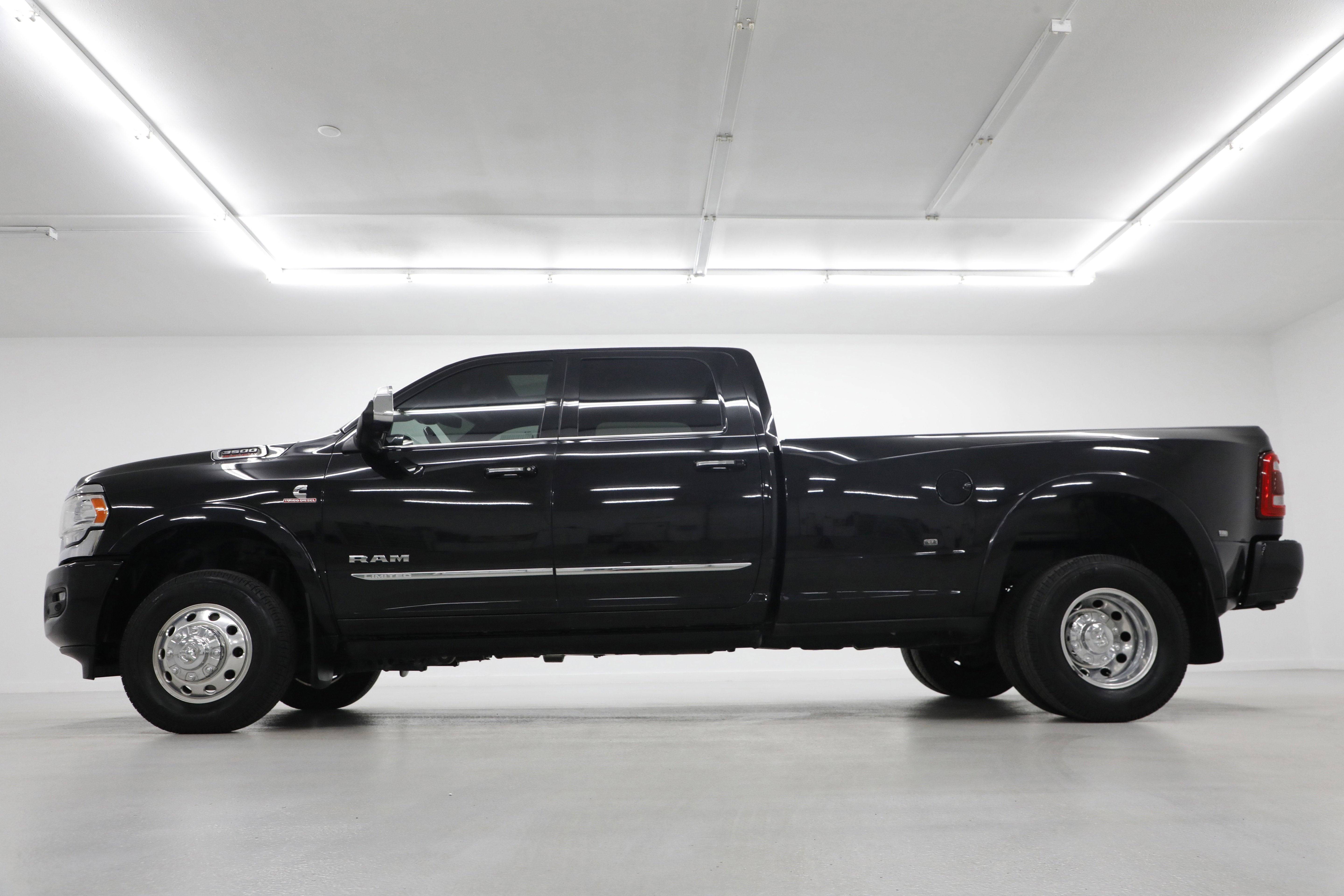 2022 RAM 3500 Limited