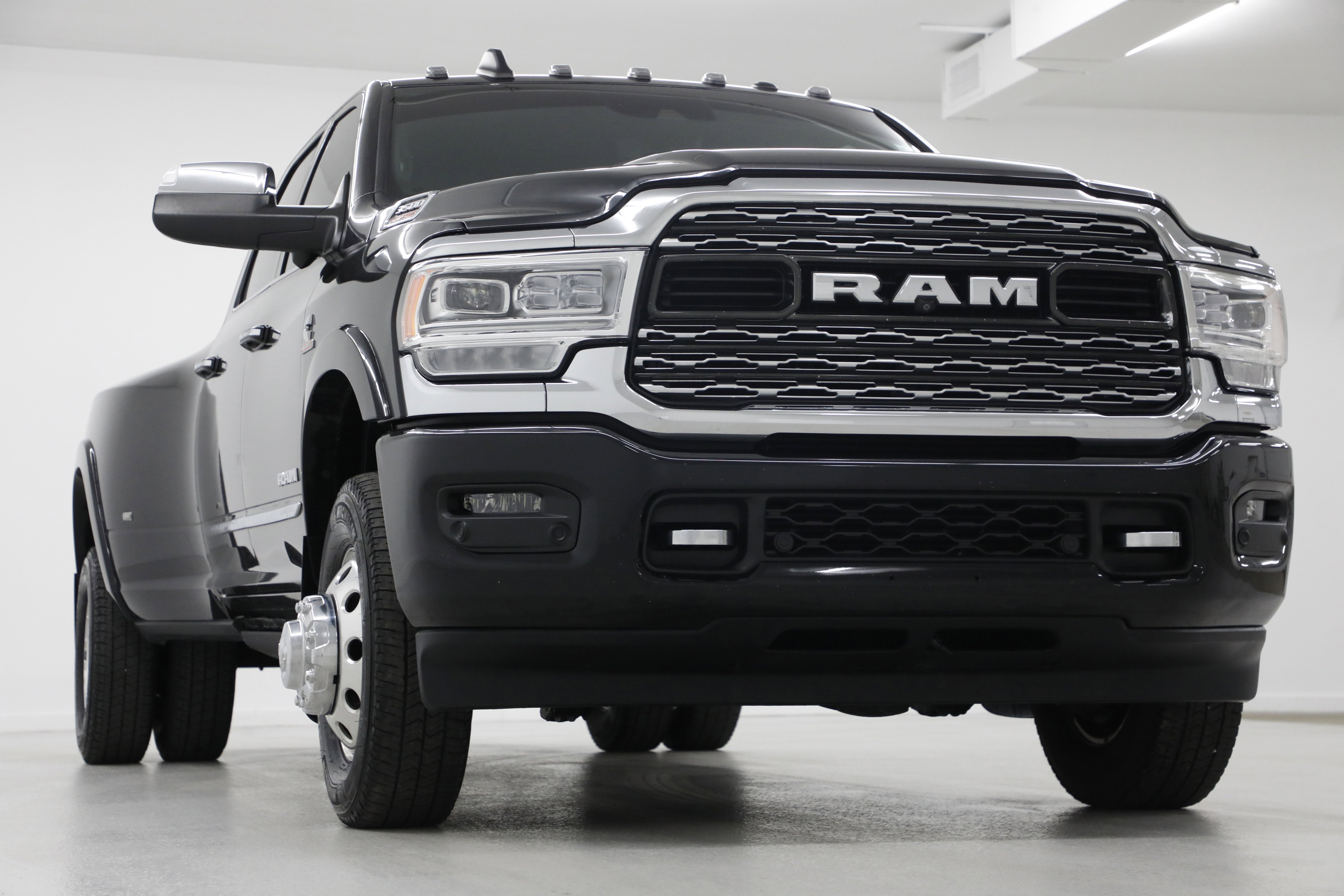 2022 RAM 3500 Limited