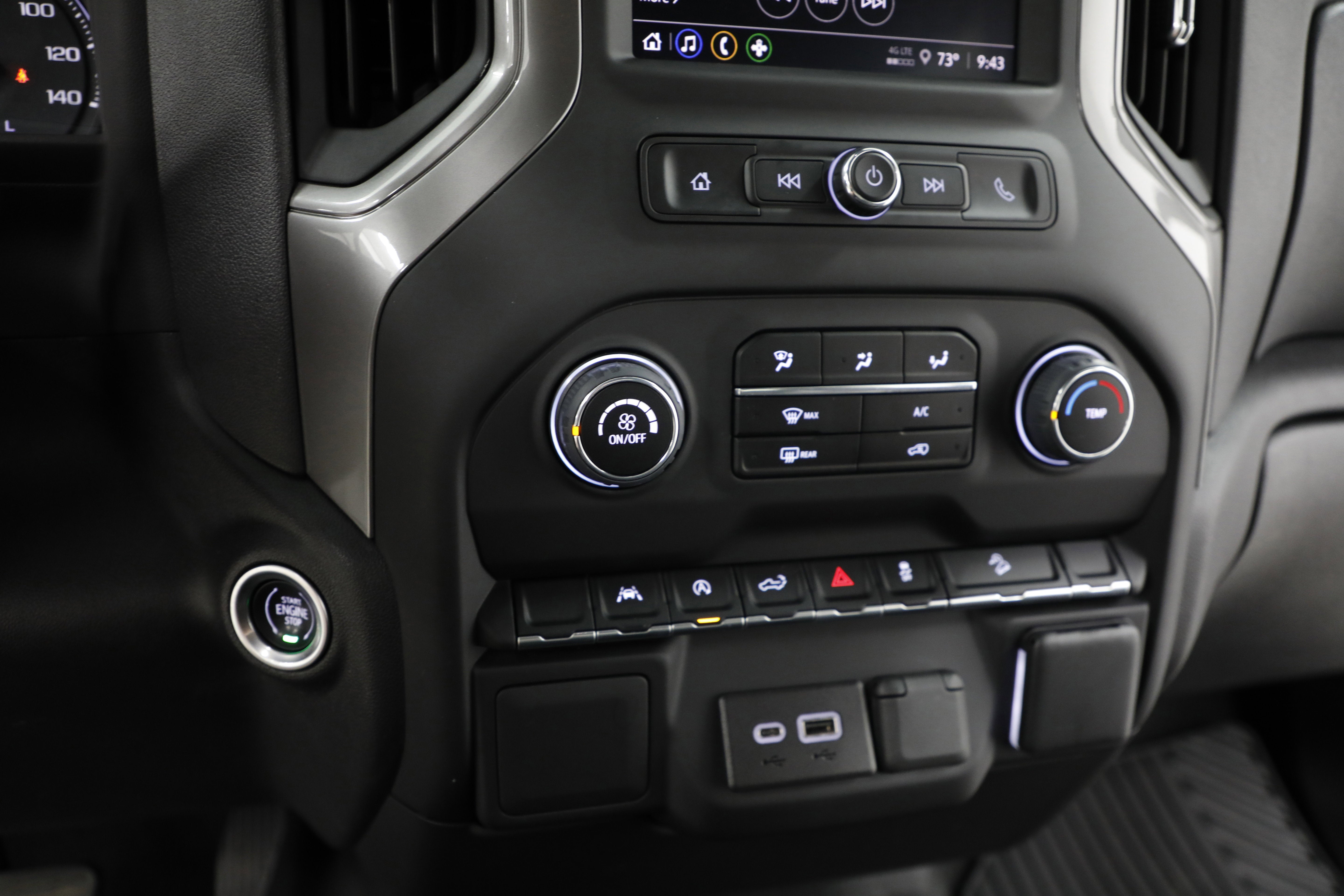 2022 Chevrolet Silverado 1500 Custom Trail Boss