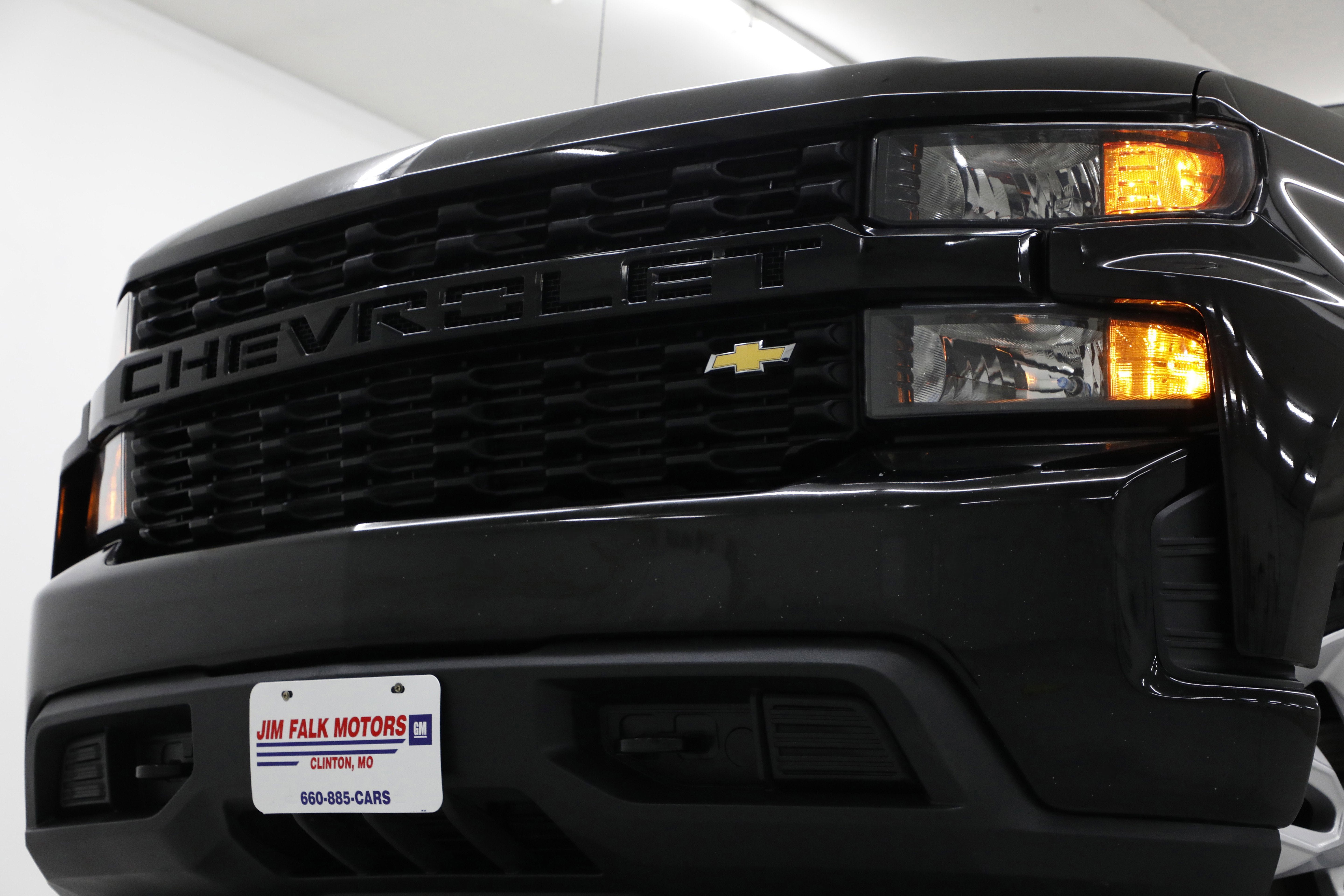 2021 Chevrolet Silverado 1500 Custom