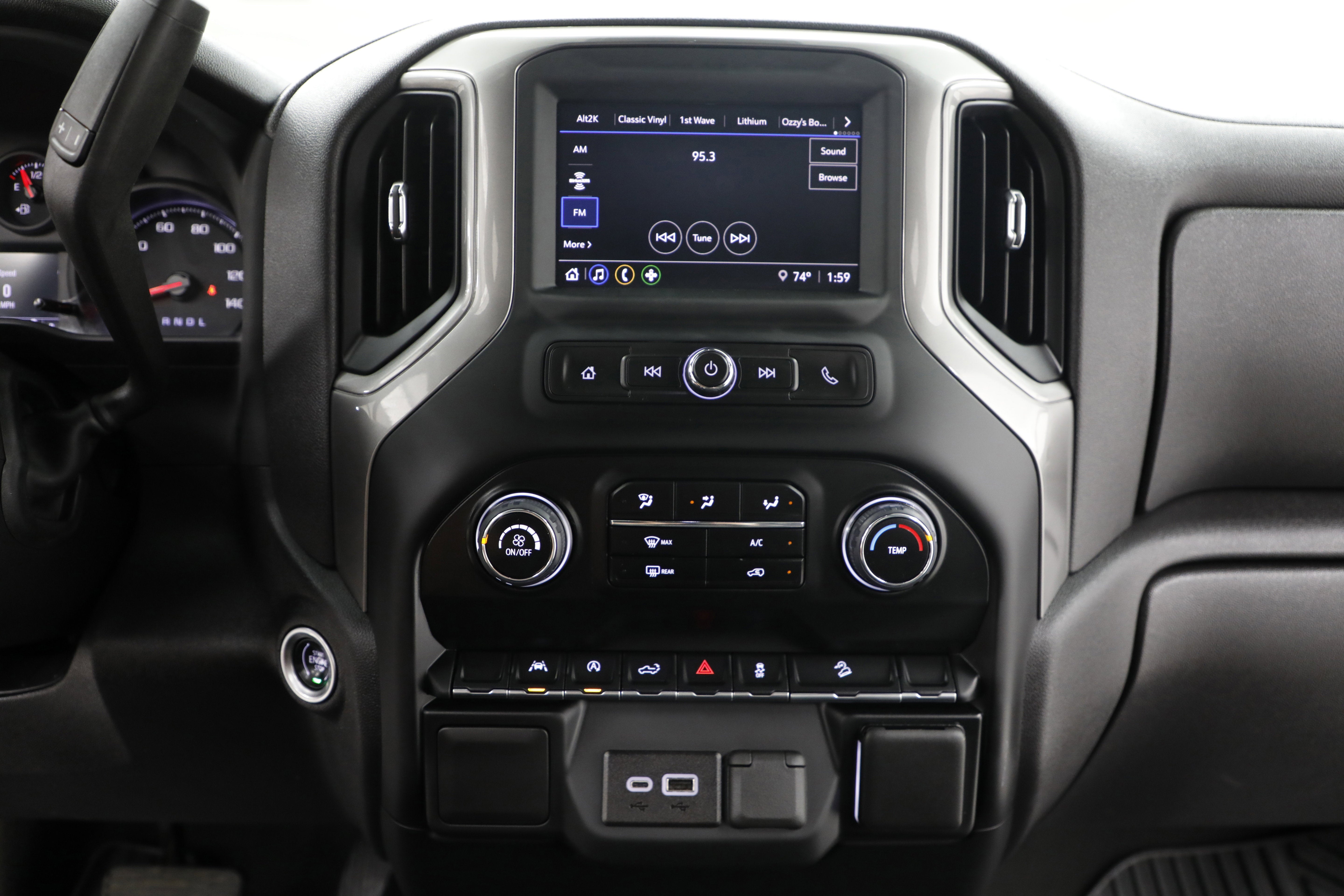 2024 Chevrolet Silverado 1500 Custom Trail Boss