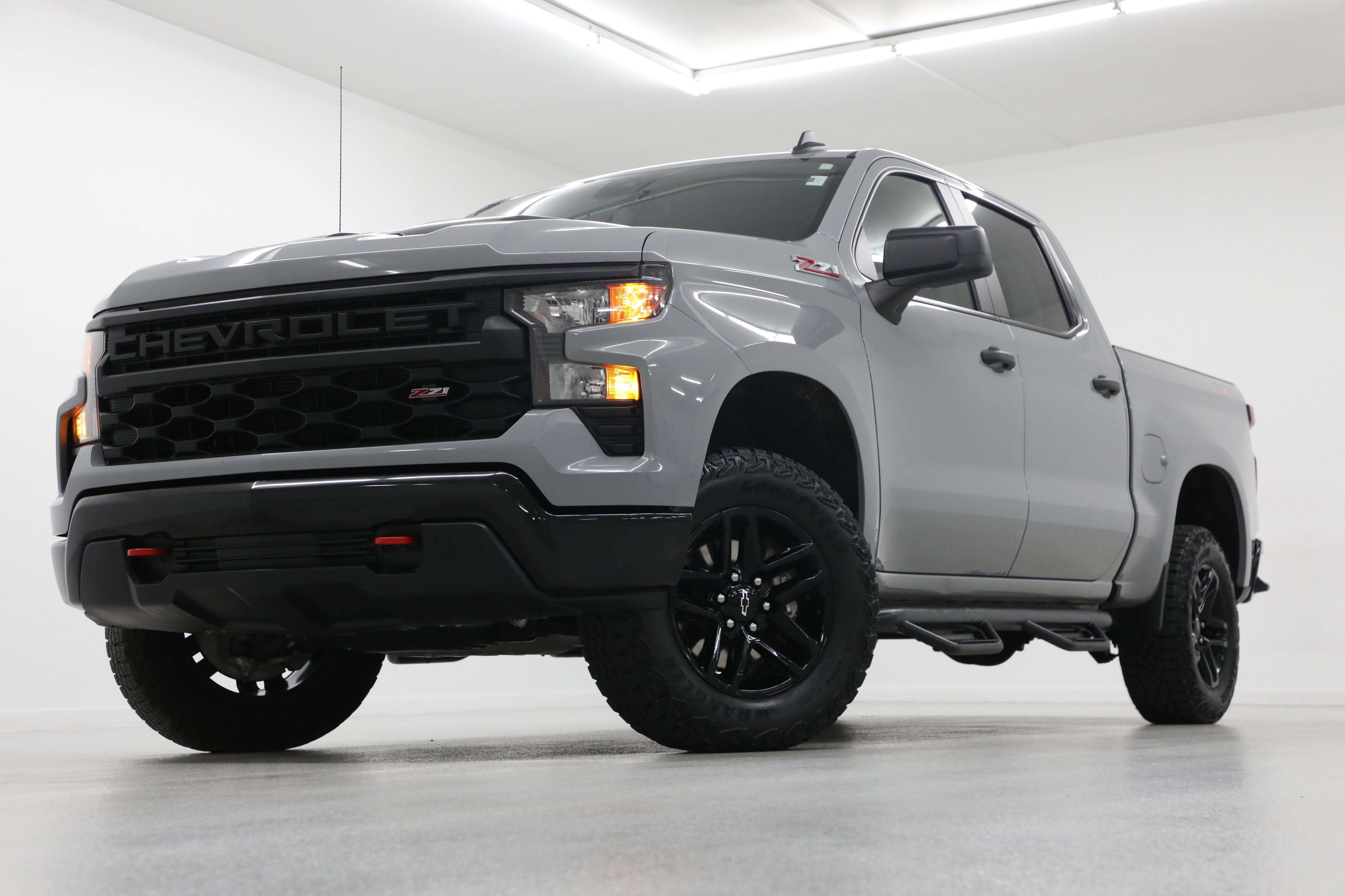 2024 Chevrolet Silverado 1500 Custom Trail Boss 4X4 Crew Cab Short Box's photo