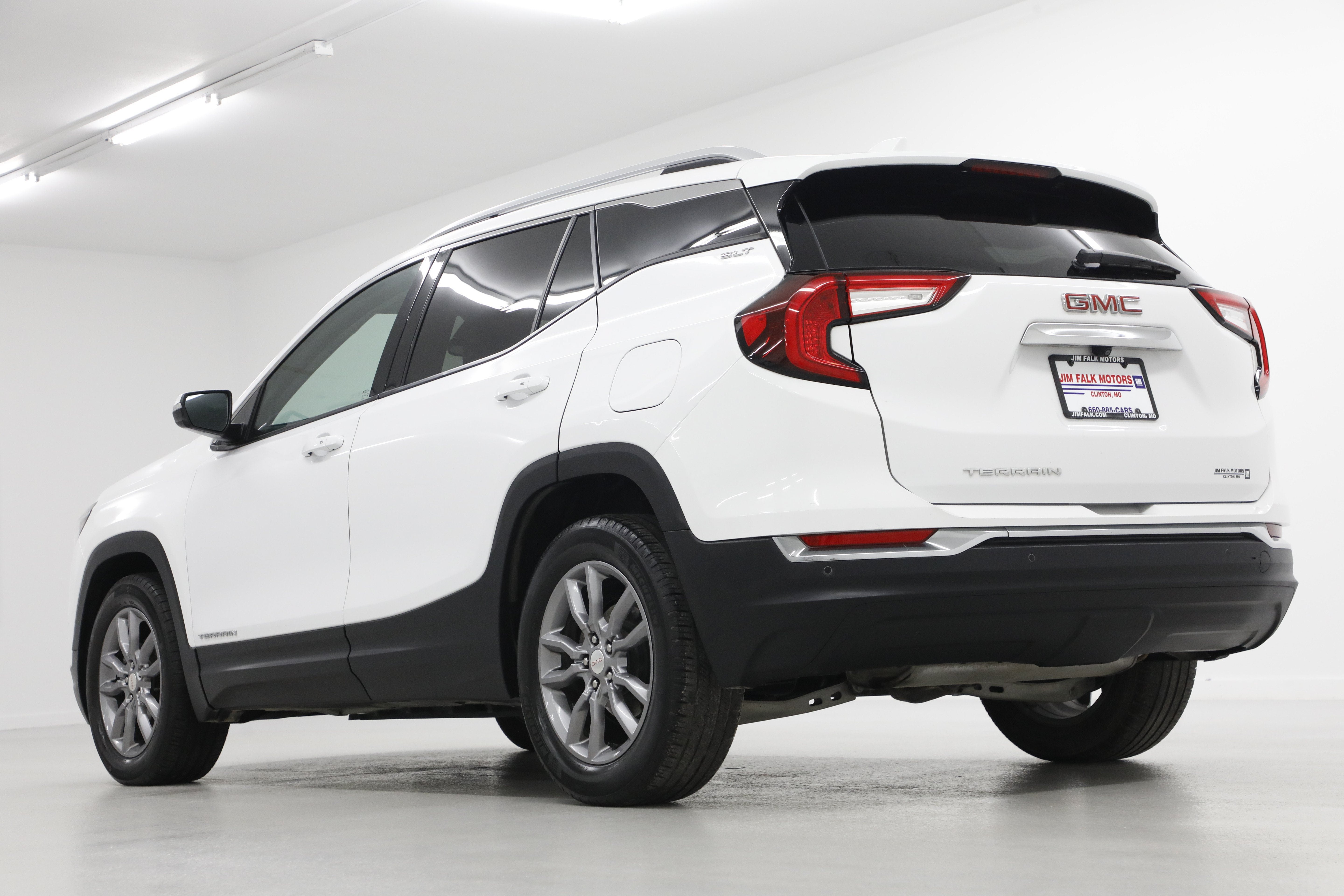 2023 GMC Terrain SLT