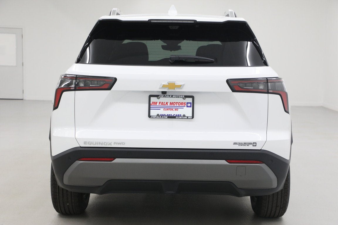 2027 Chevrolet Equinox LT - Photo 10