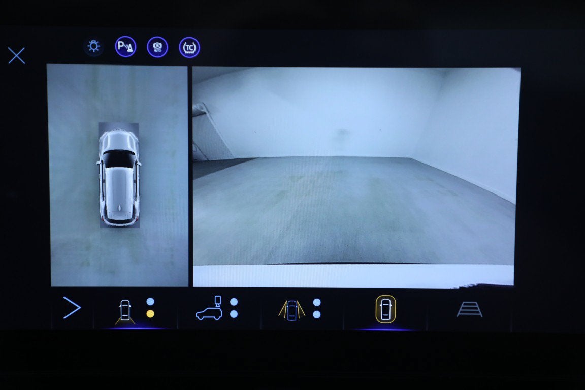 2027 Chevrolet Equinox LT - Photo 32