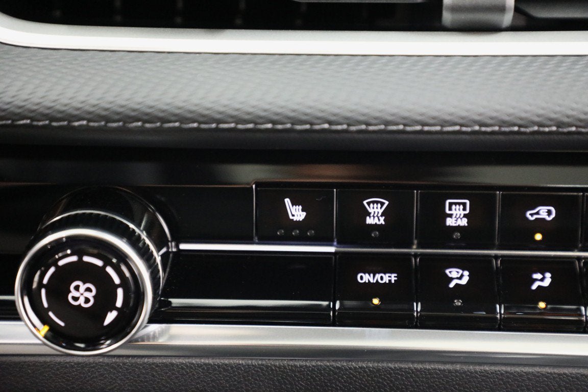 2027 Chevrolet Equinox LT - Photo 41